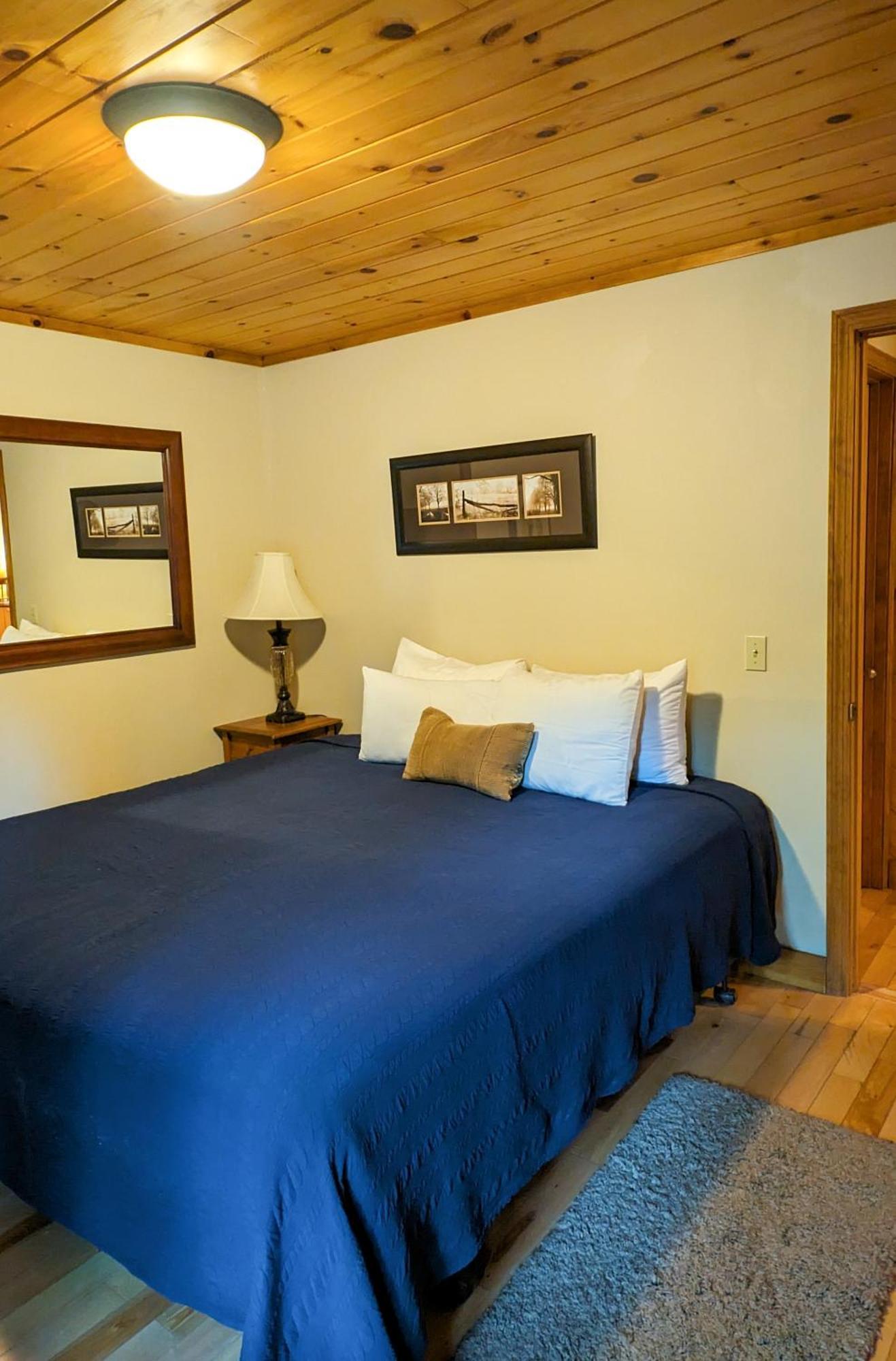 Family Two Bedroom Cabin with Living Room, Kitchen & Deck
