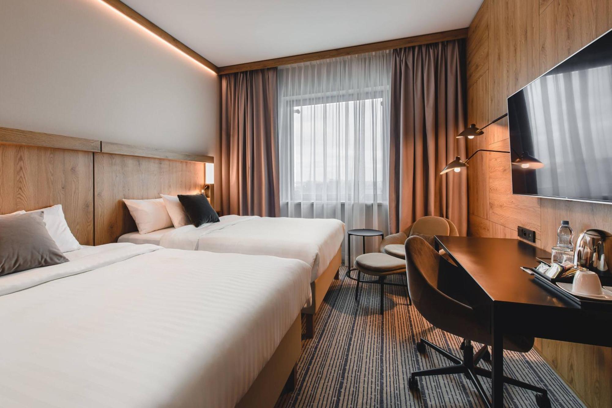 Deluxe Guest Room Two Single Beds