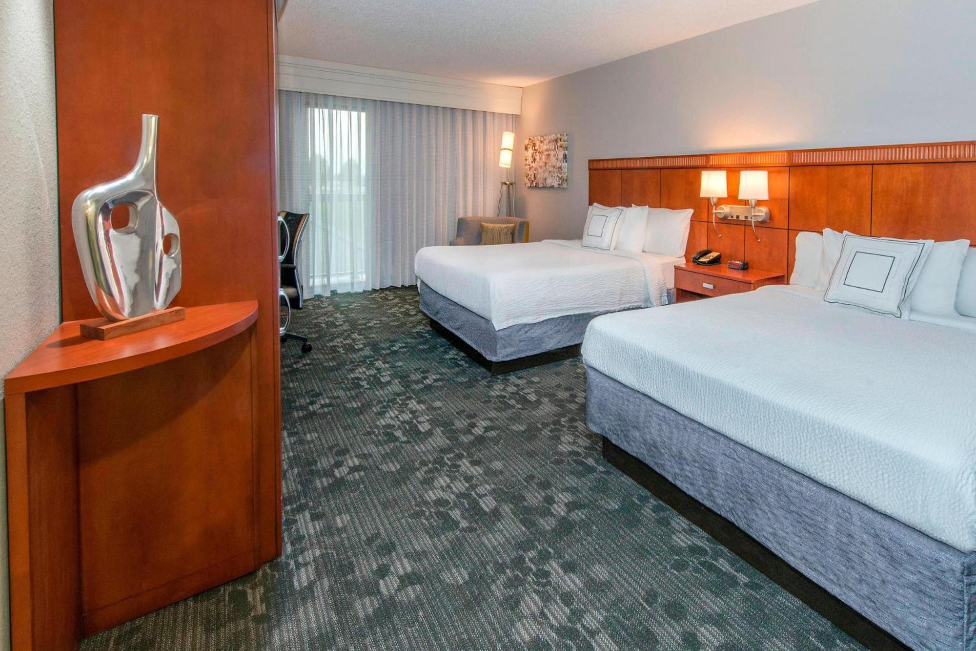Queen Room Two Queen Beds