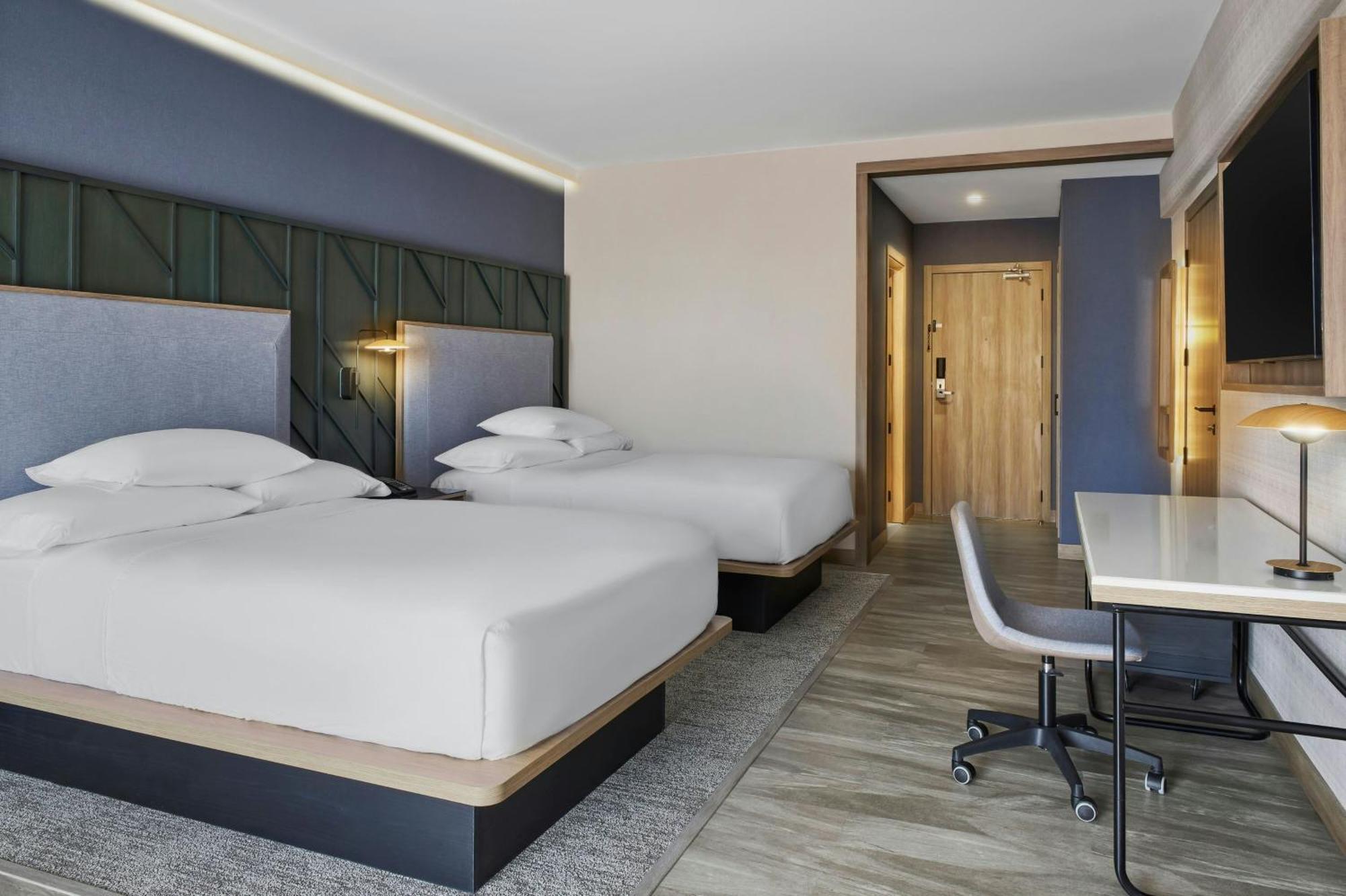 Superior Queen Room
