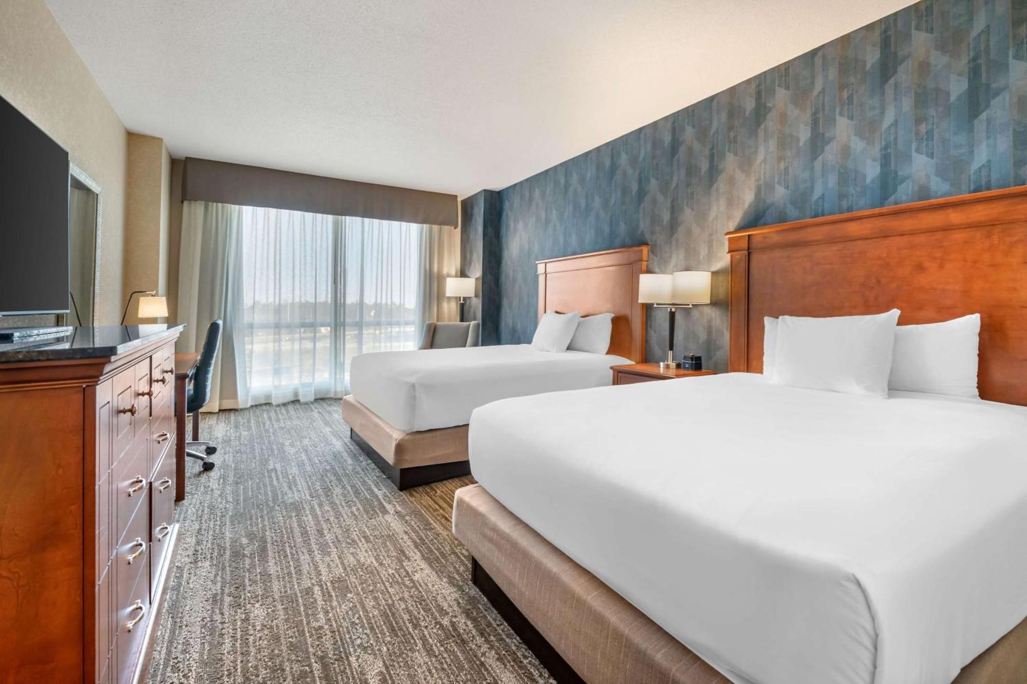Superior Queen Room Two Queen Beds Accessible Tub