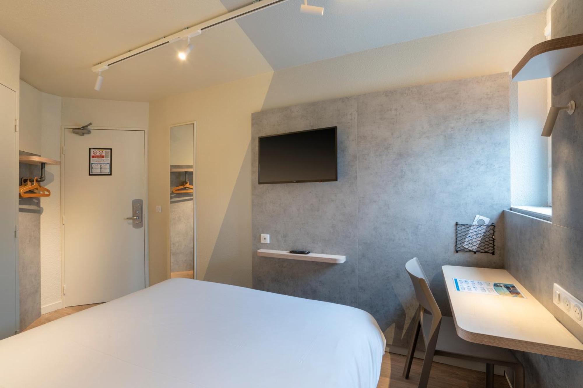 Double Room,1730010418:JPEG