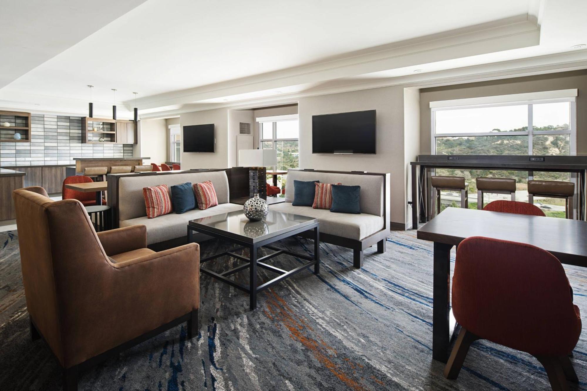 King Room Concierge Lounge Access