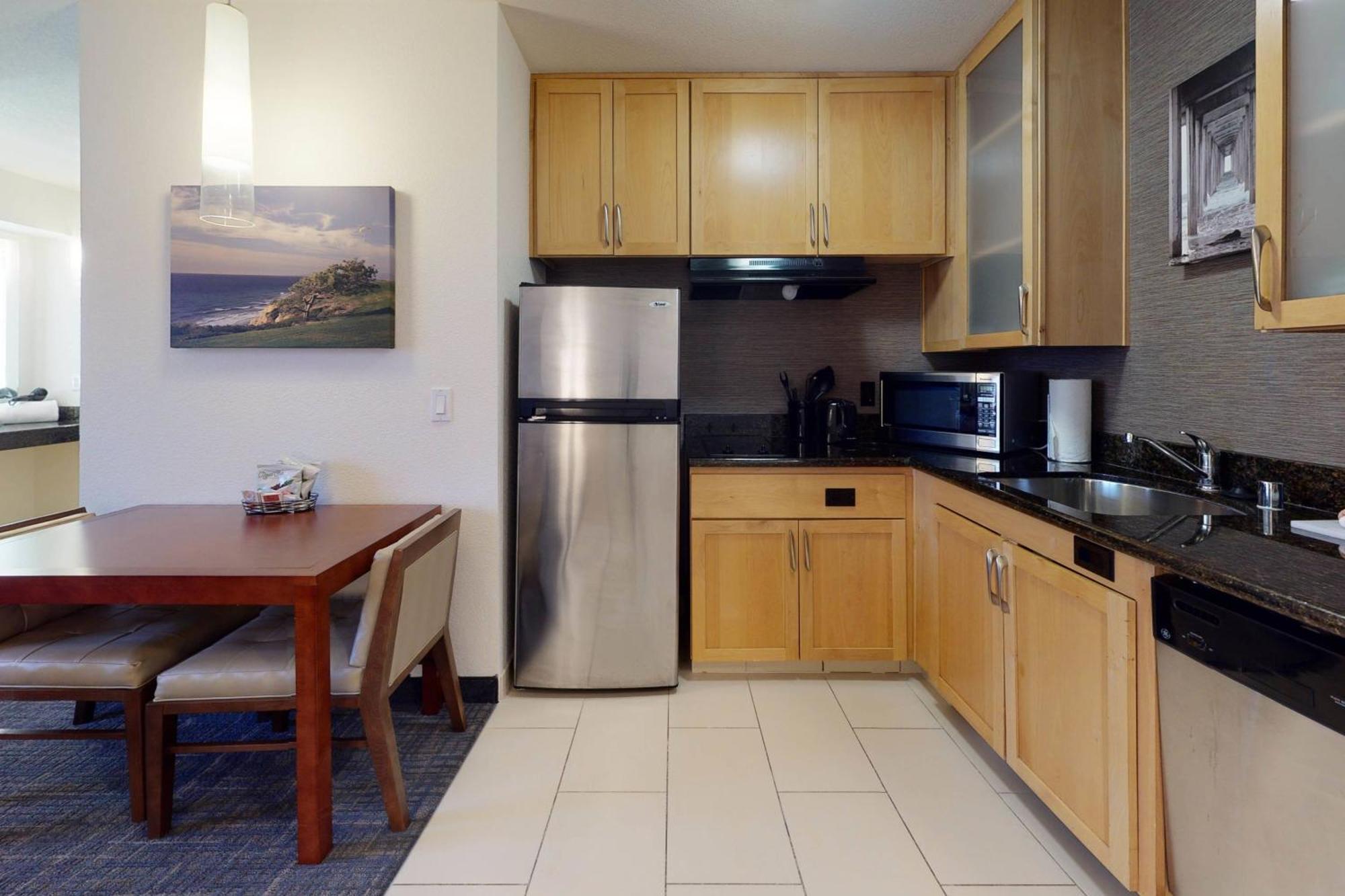 One-Bedroom King Suite