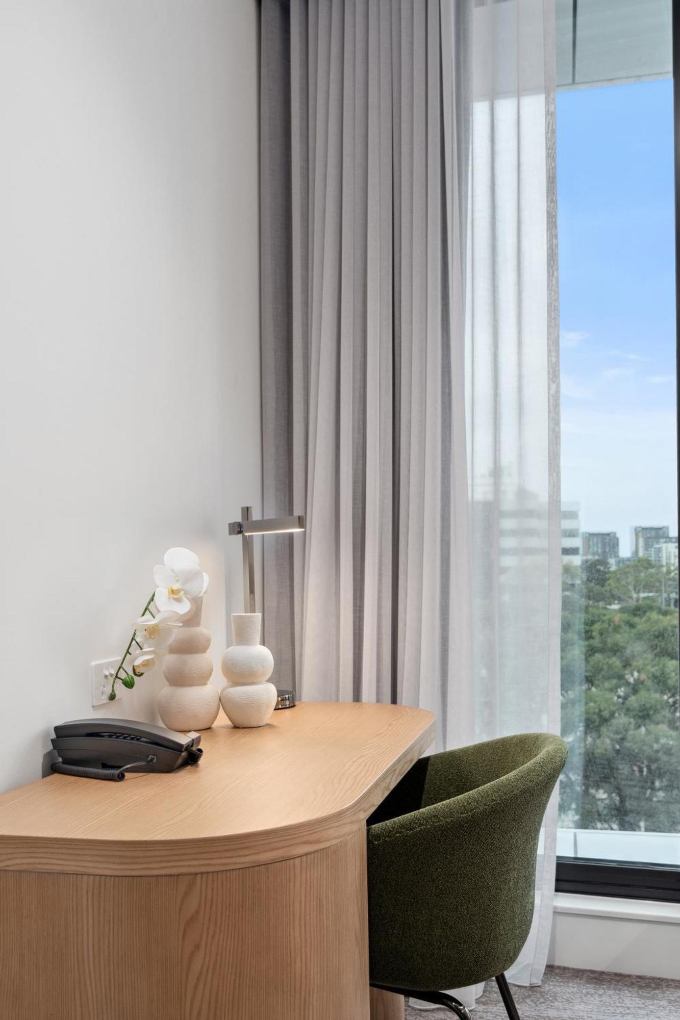 Executive Veriu Suite