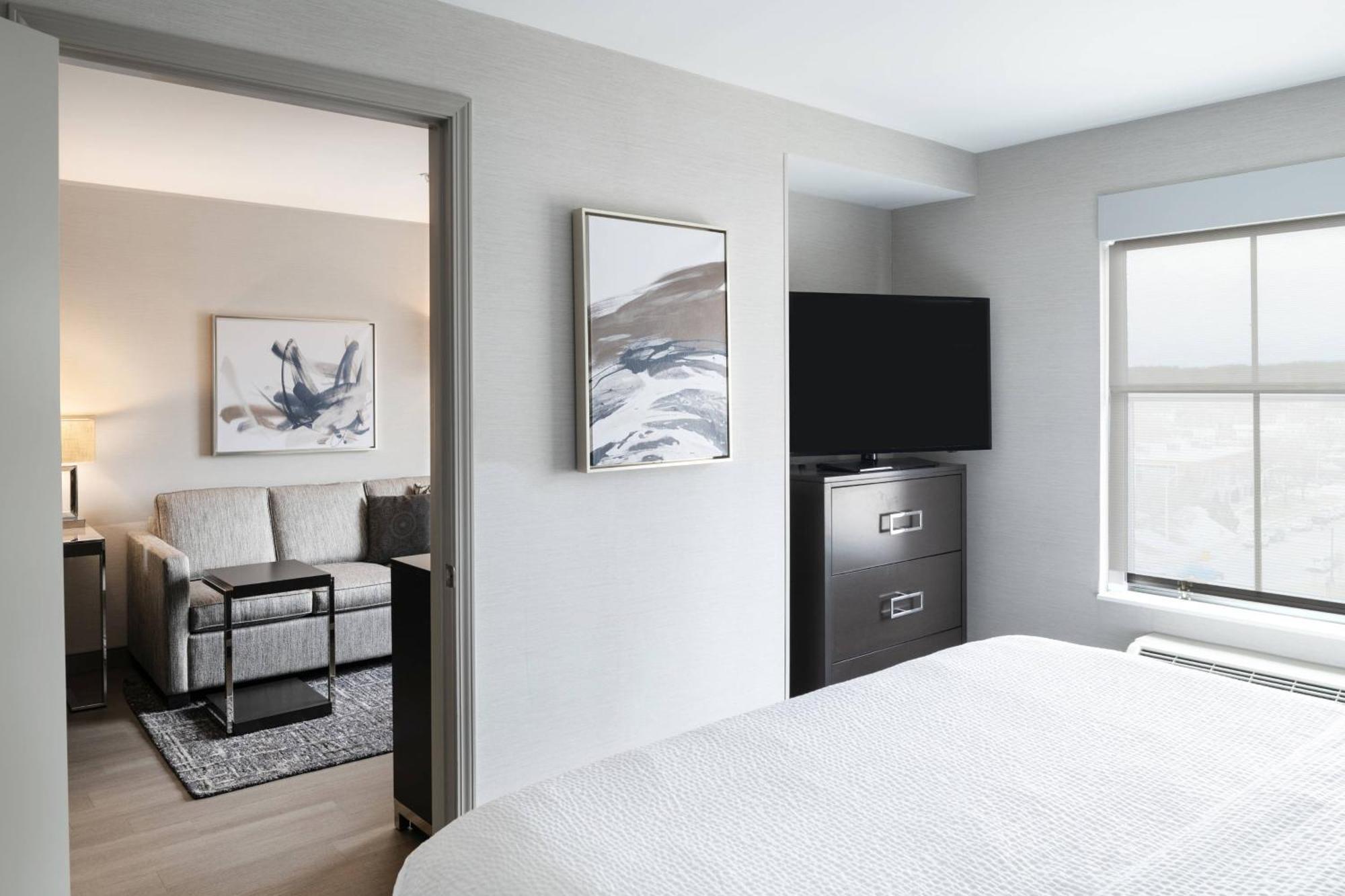 One-Bedroom King Suite Sofa Bed