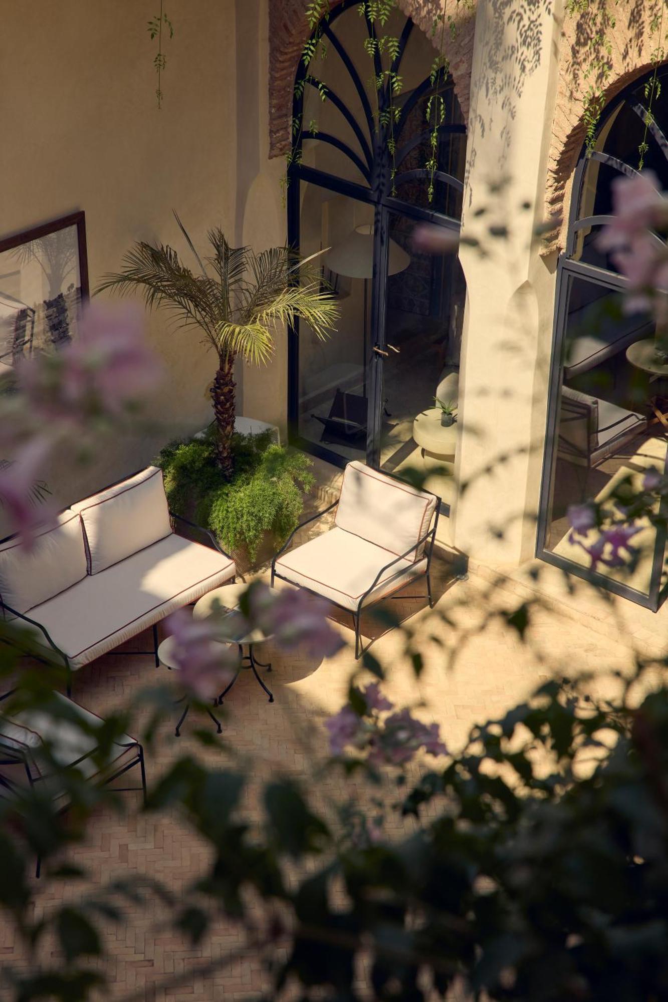 Nobu Riad