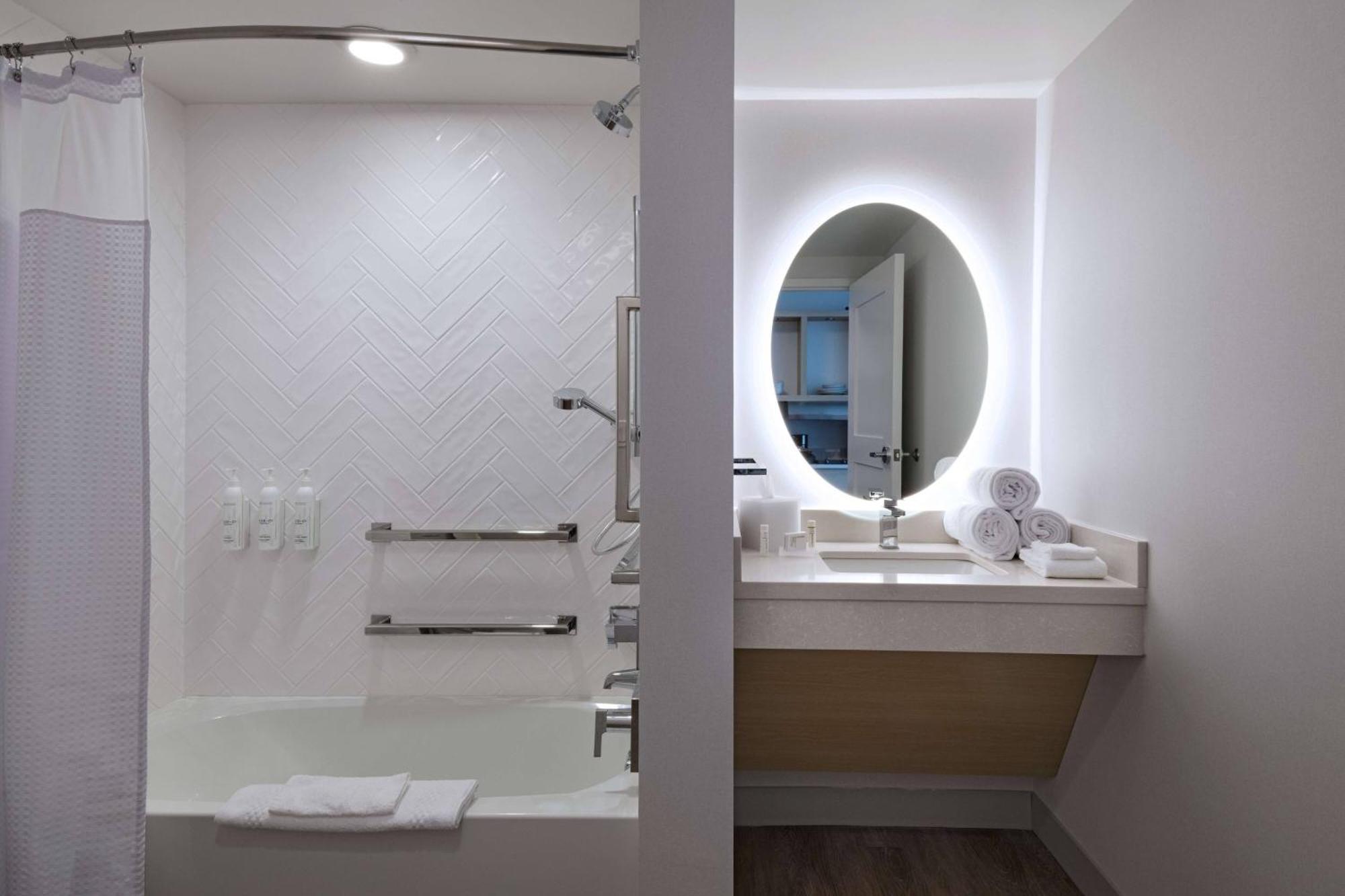 One-Bedroom Suite