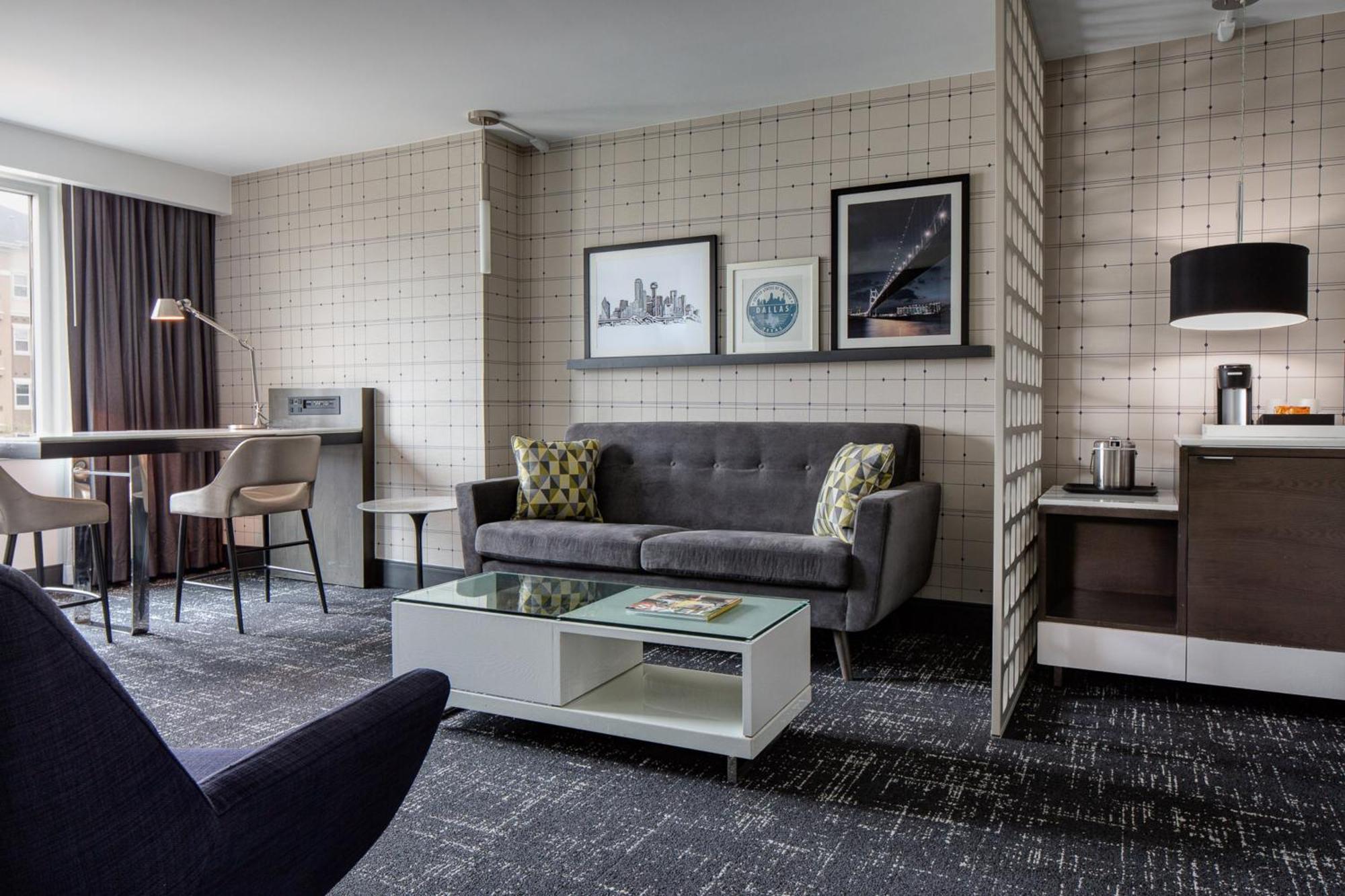 Premier Suite 1 King