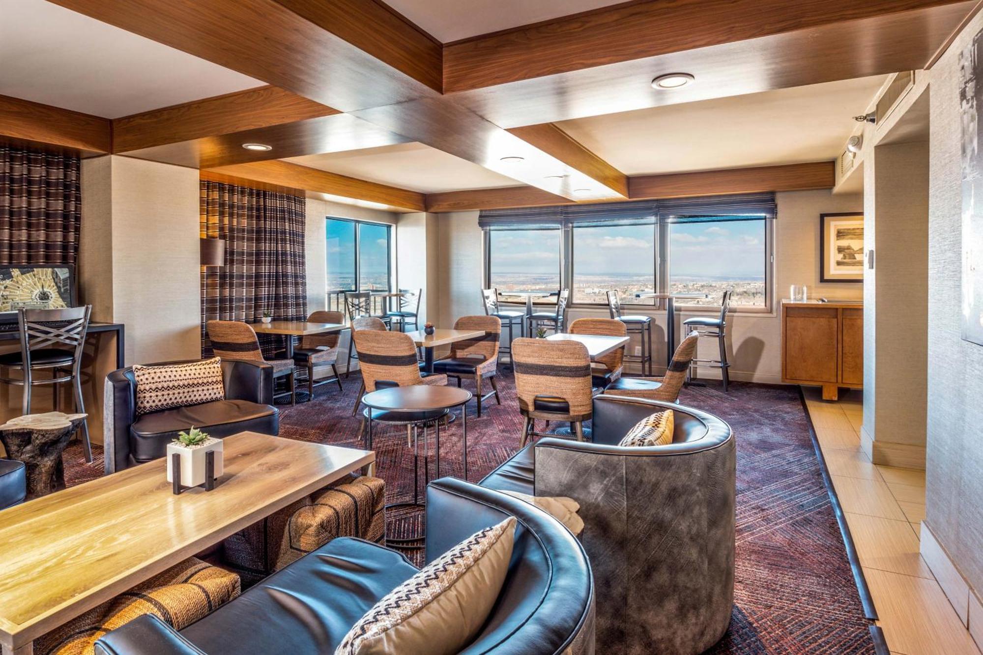 Club lounge access, Guest room, 2 Queen