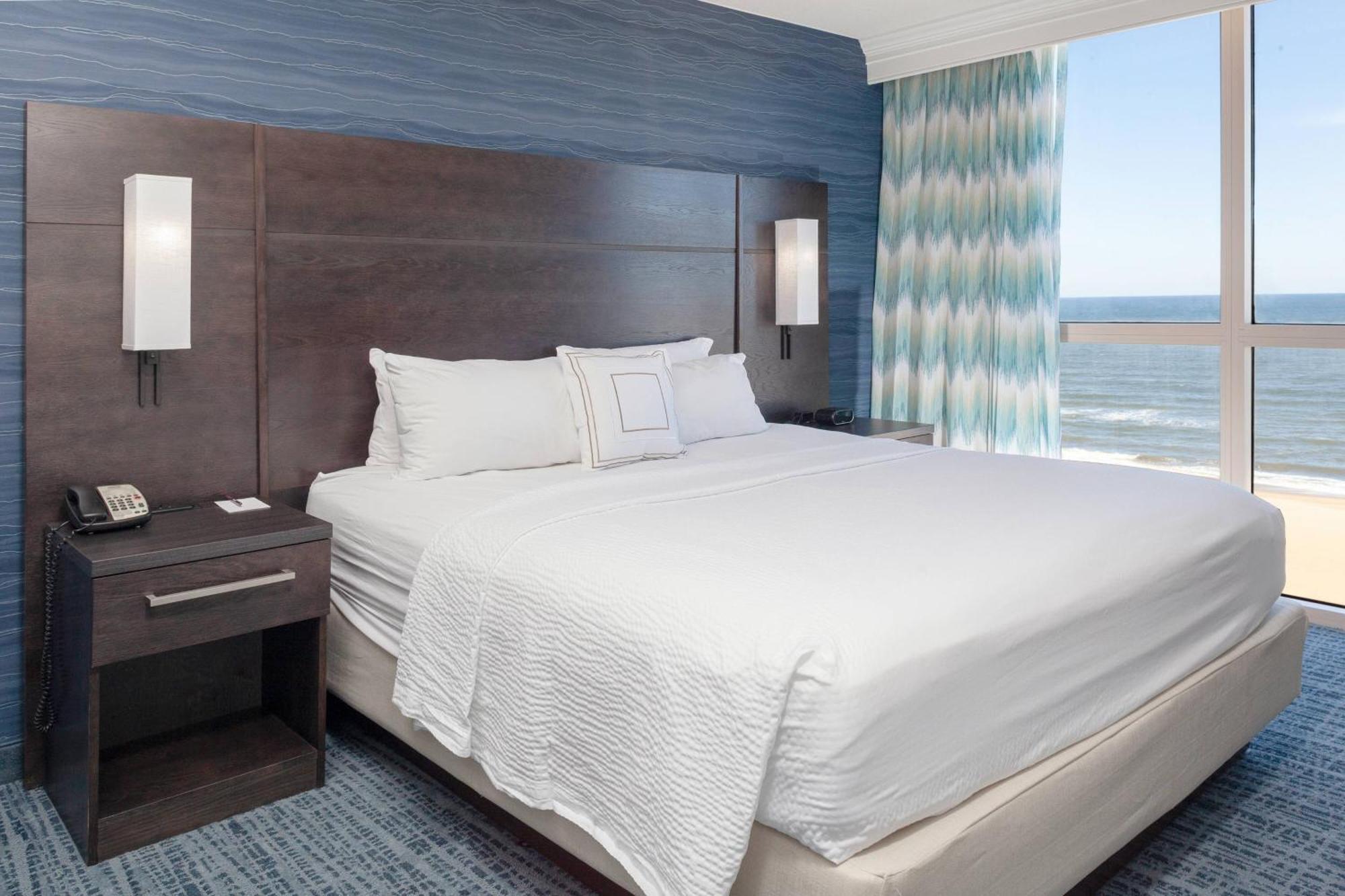 One-Bedroom King Suite