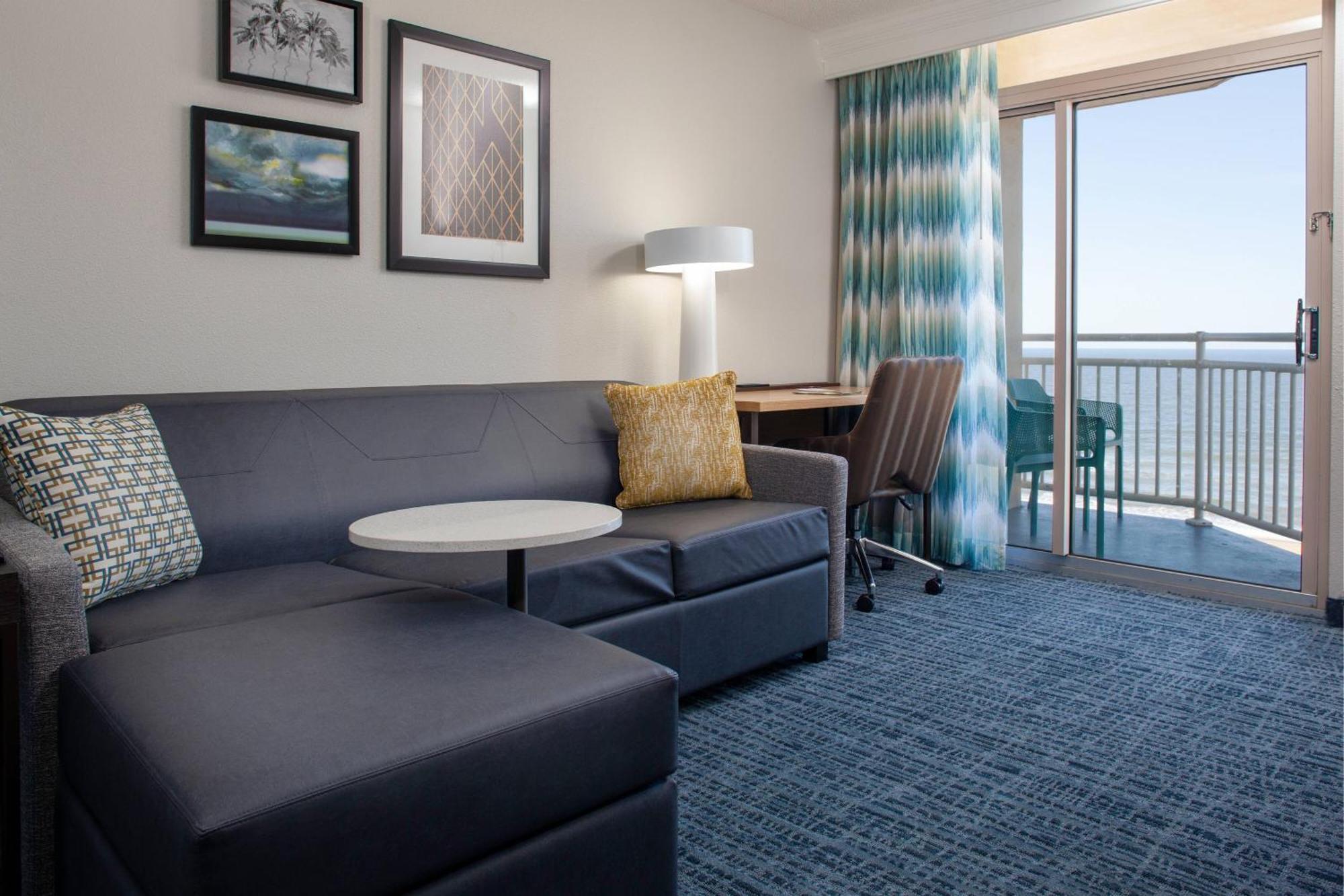 One-Bedroom King Suite