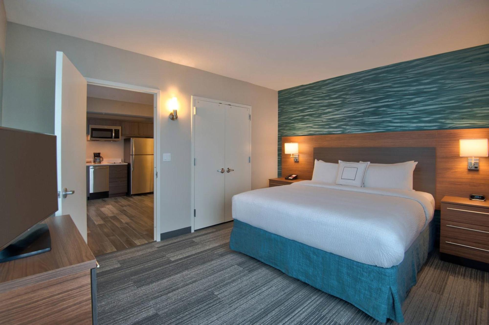 One-Bedroom Suite