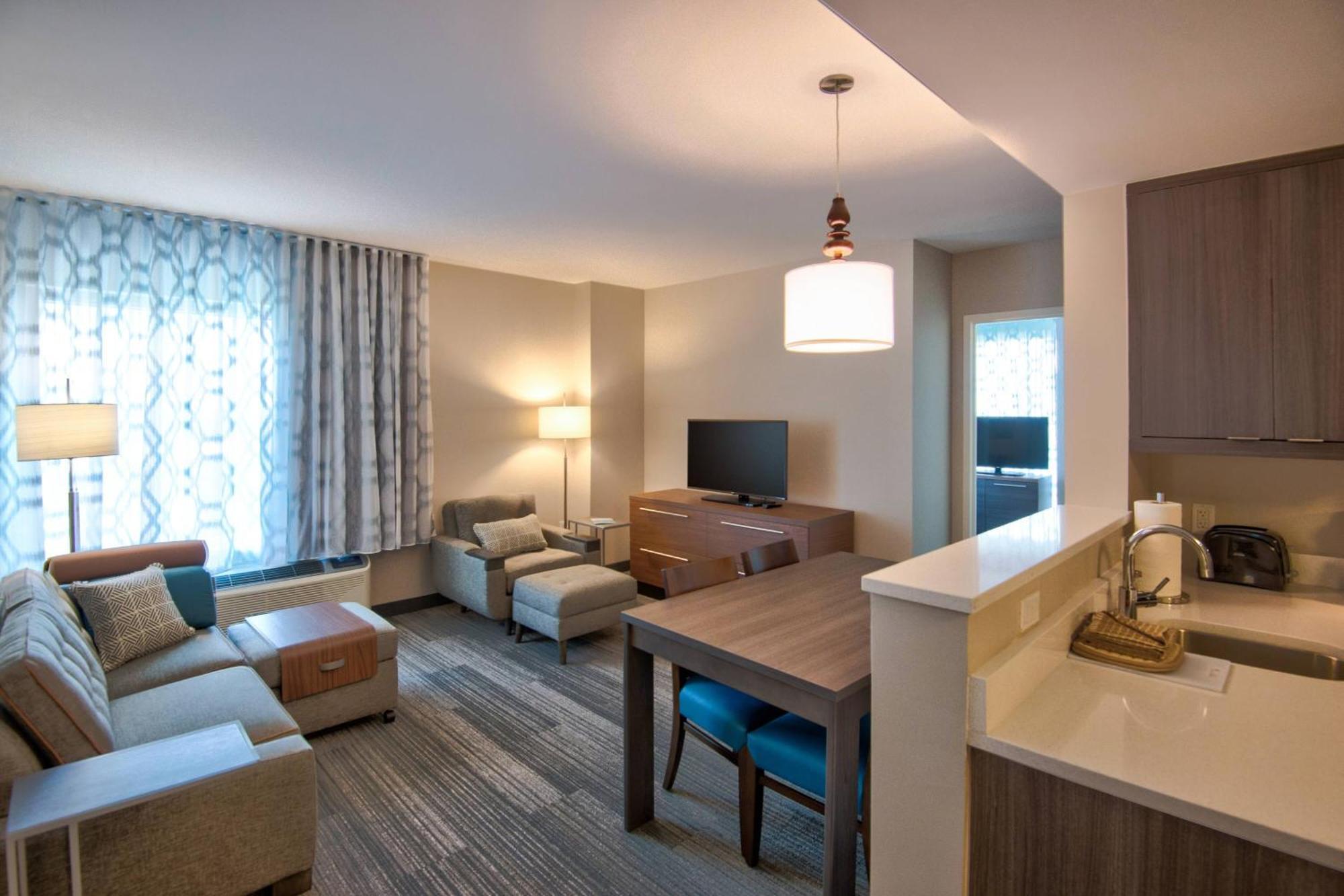 Two-Bedroom Suite