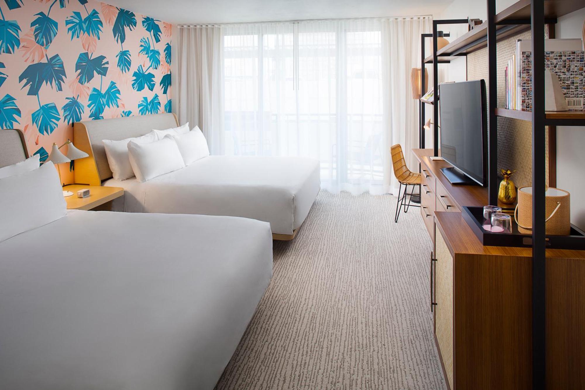 Deluxe Two King Bed room Balcony