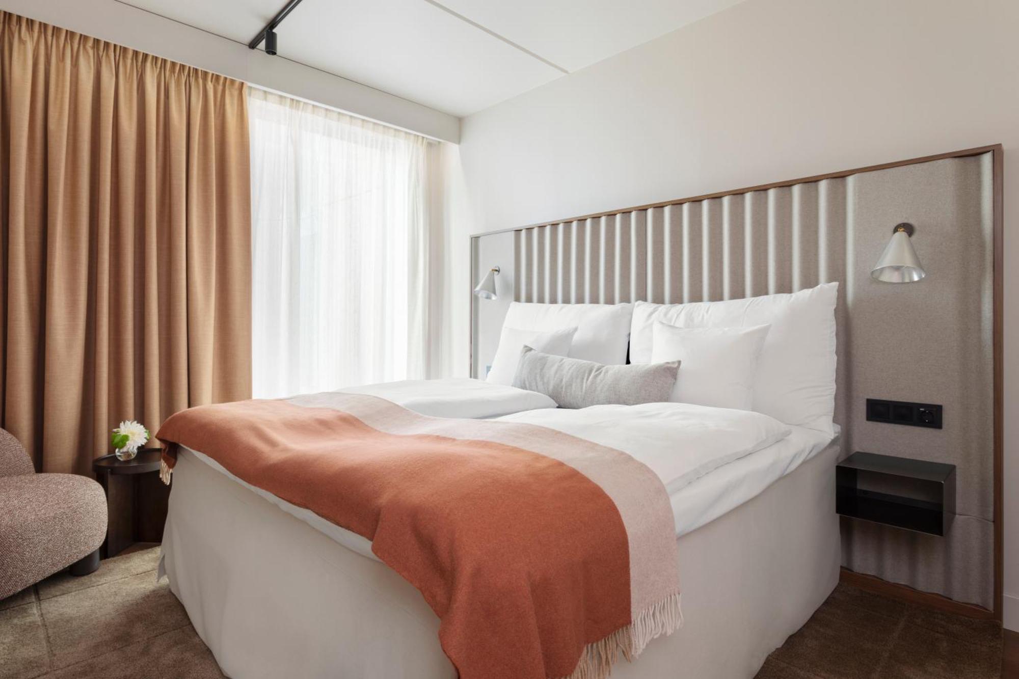 Compact Double Room,1635892360:JPEG