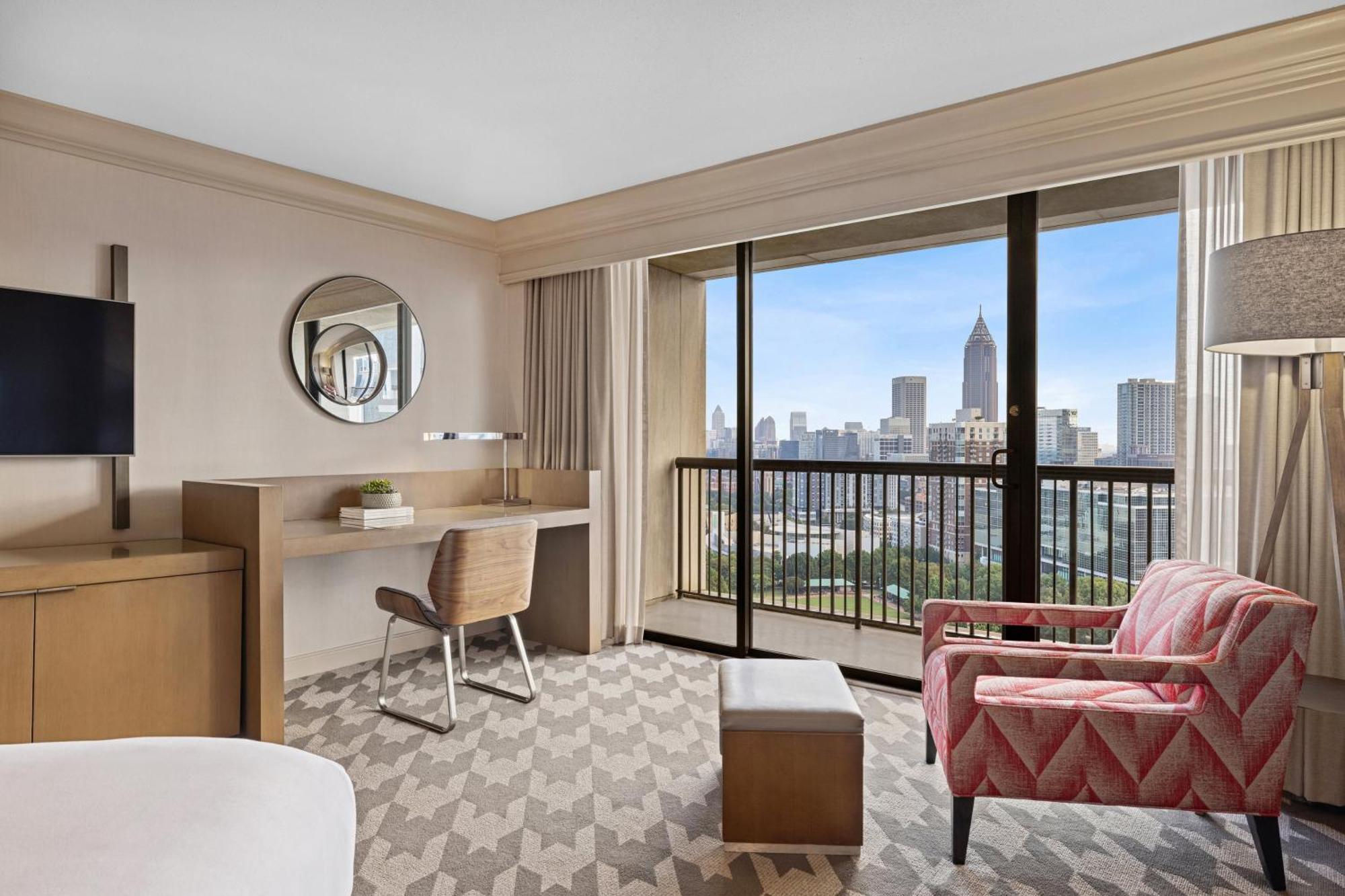 Premier Centennial Olympic Park View Room w or Balcony 1 King Bed