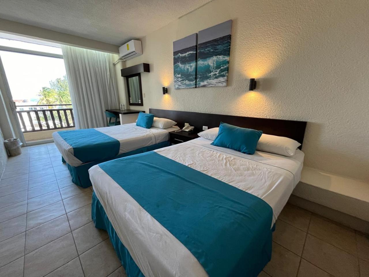 Double Room Two Double Beds Ocean View Non-Smoking