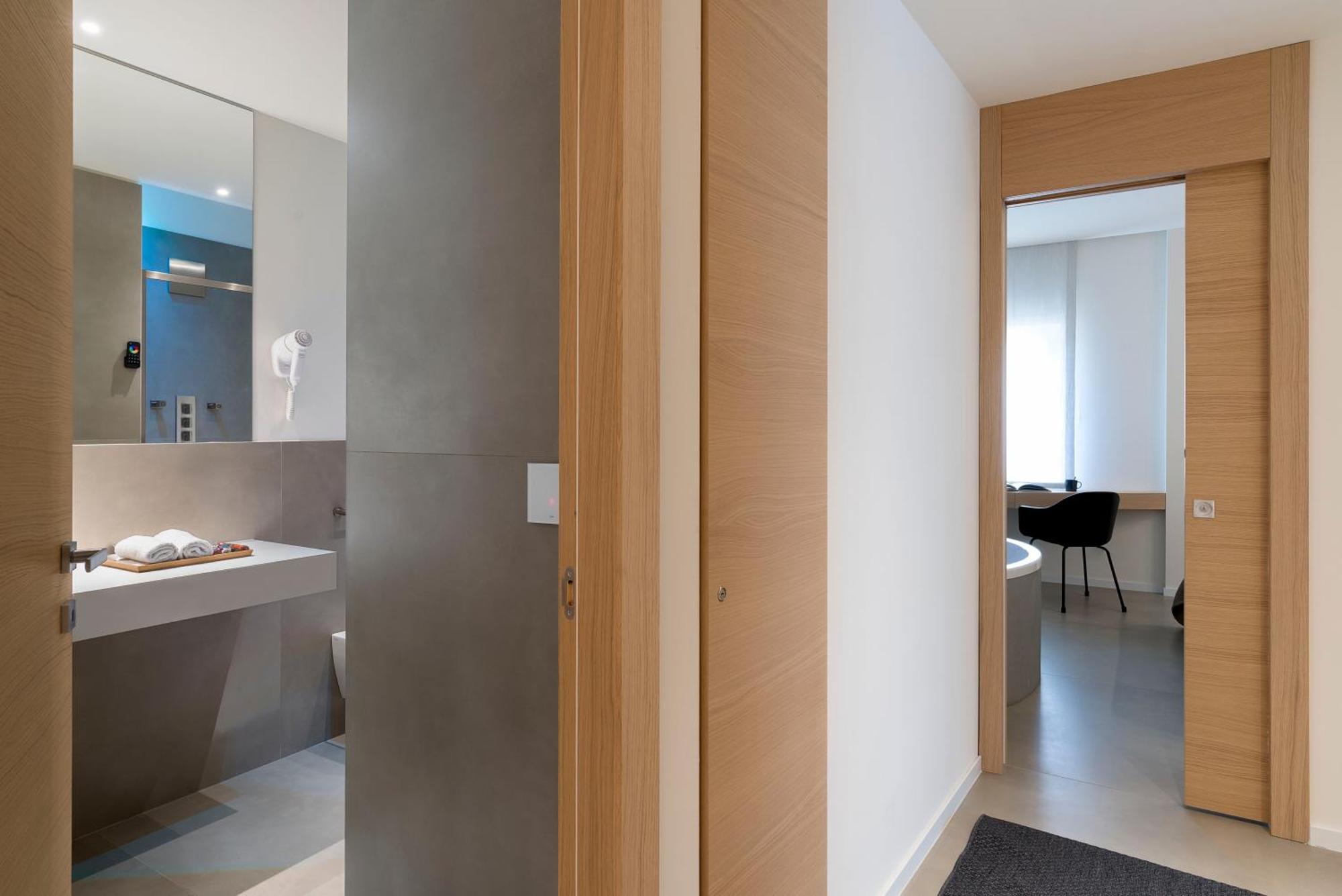 Deluxe Apartment