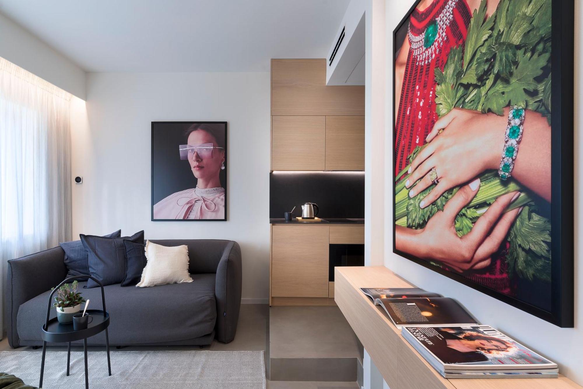 Deluxe Apartment
