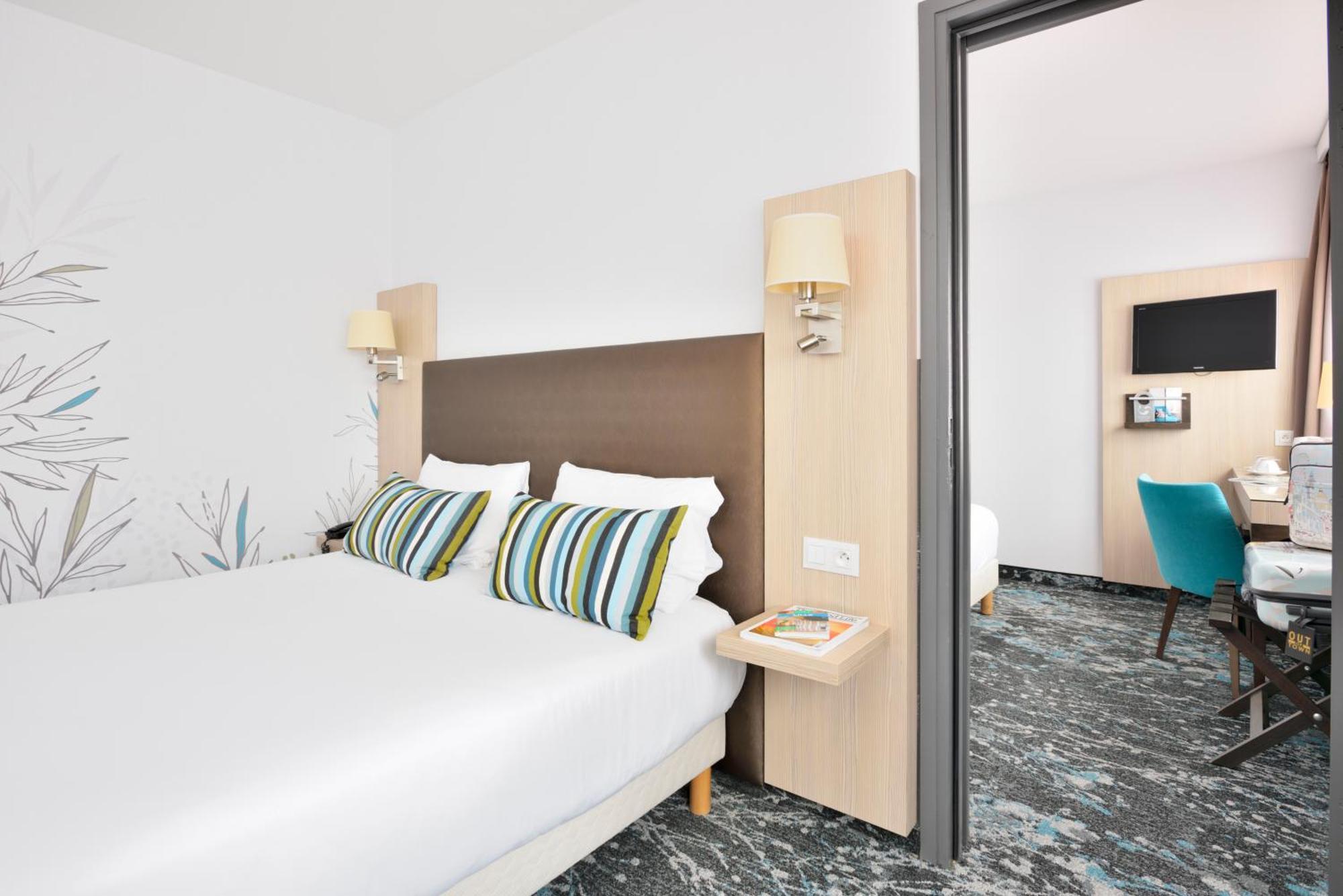 Two Connecting Double Rooms