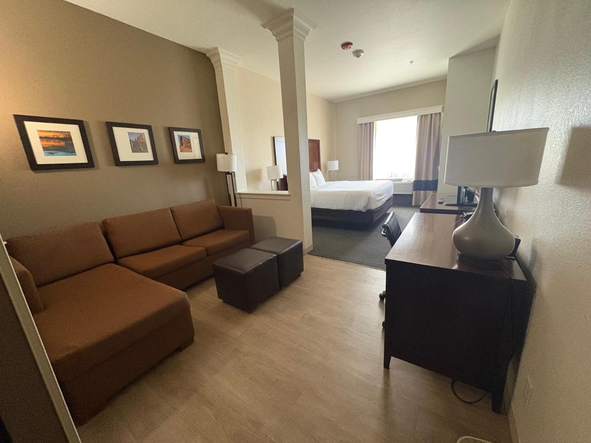 King Suite with Accessible Tub - Accessible/Non-Smoking