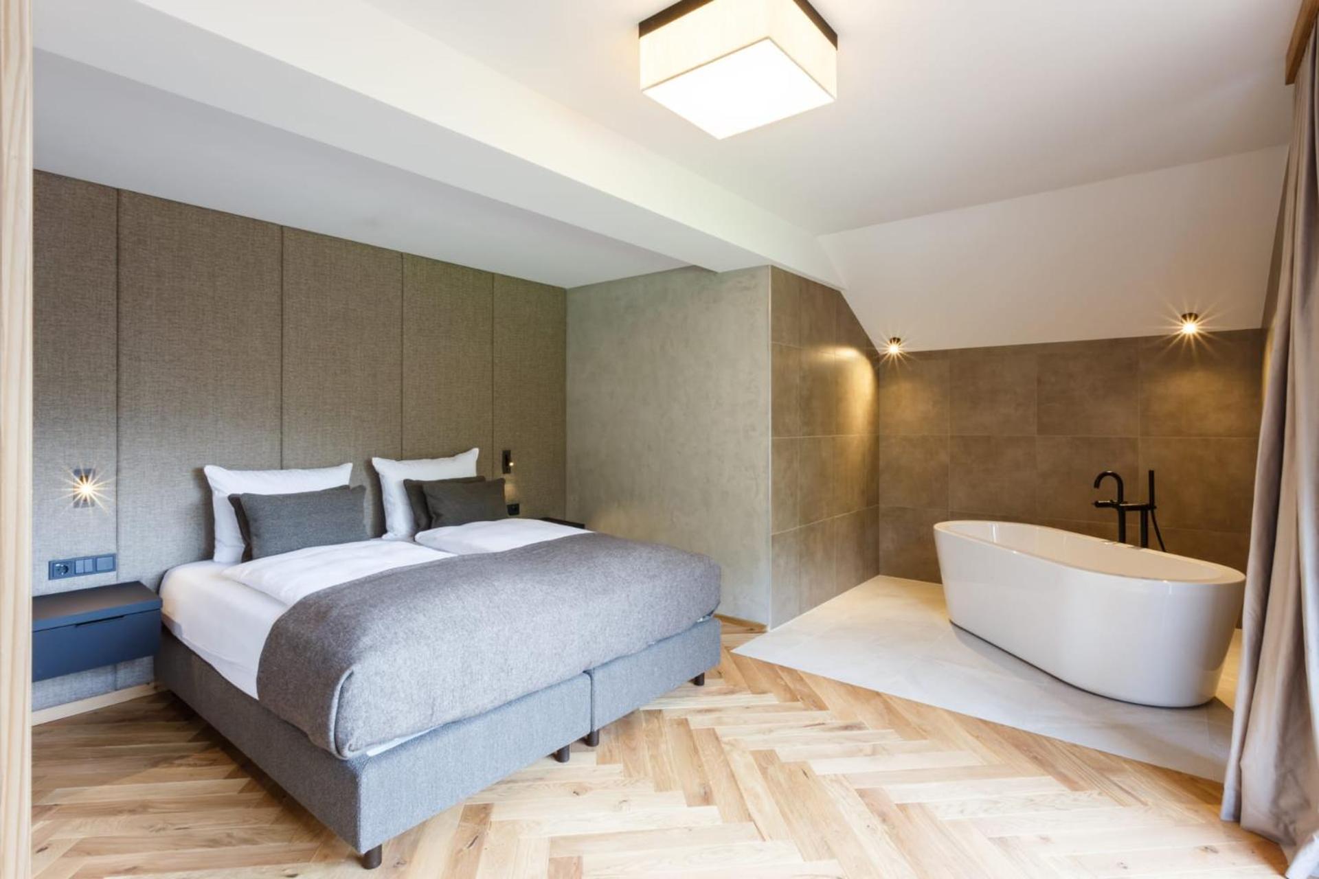 Suite mit Bergblick