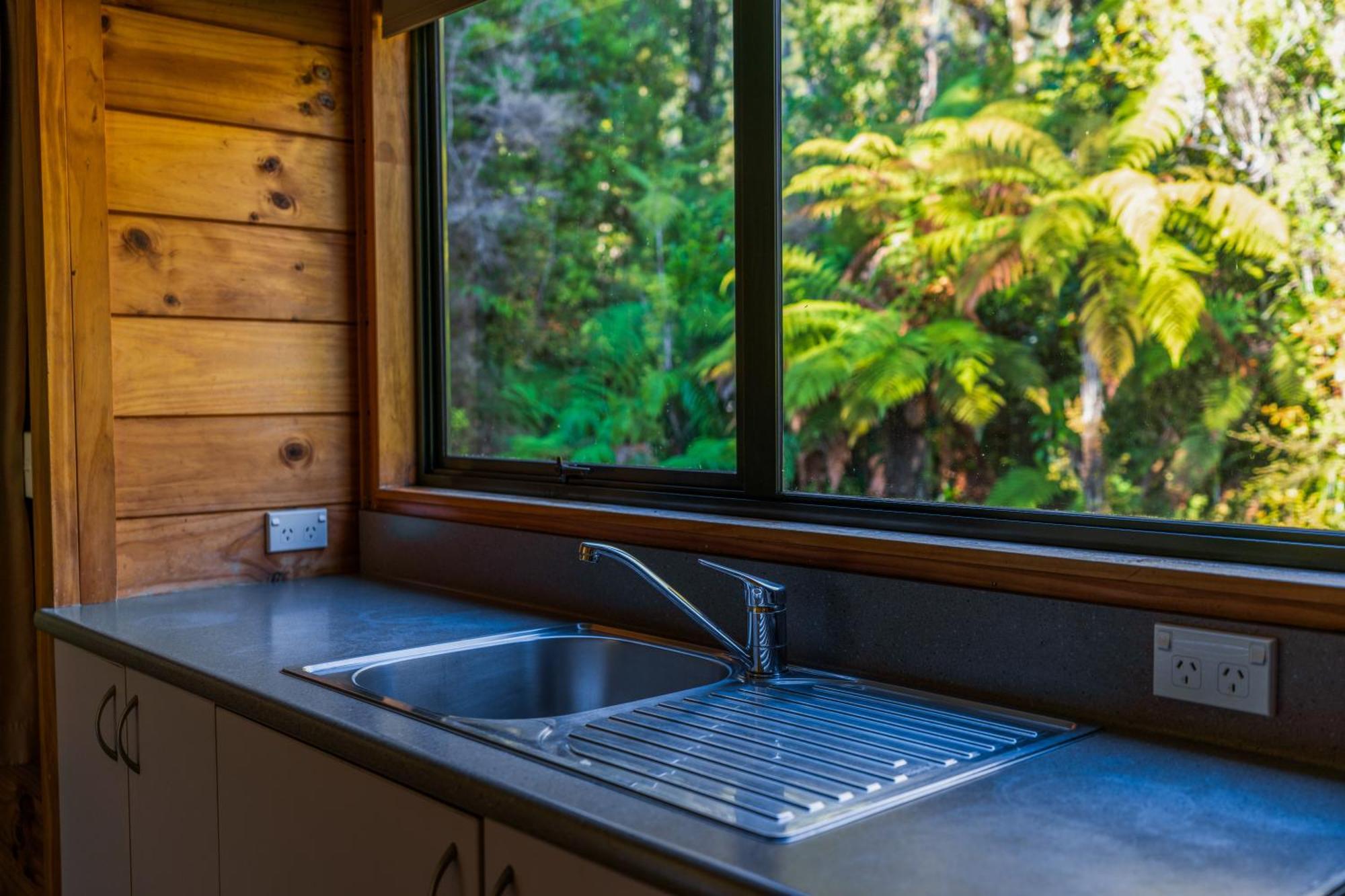 Neinei holiday house with Hot Tub