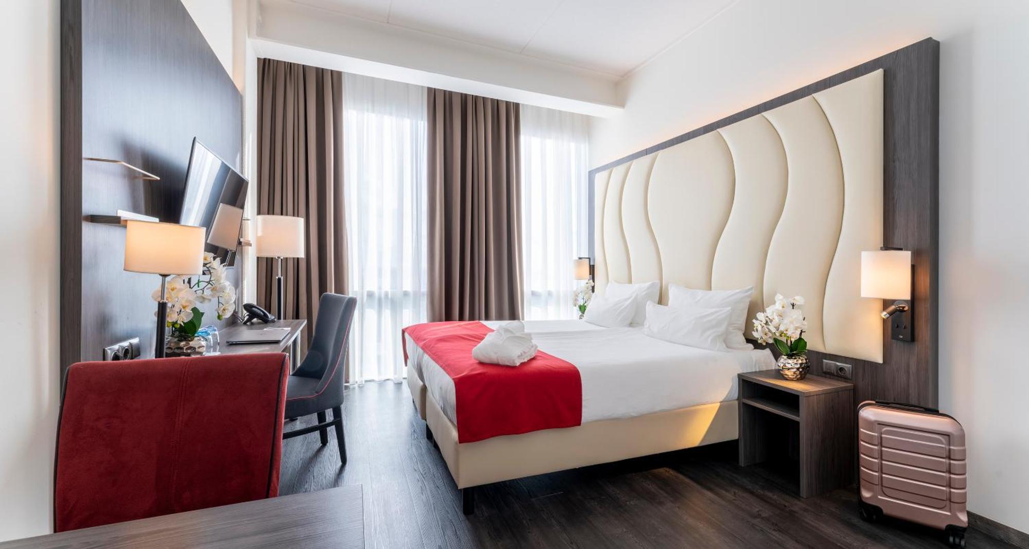 Comfort Twin Room Kitchenette
