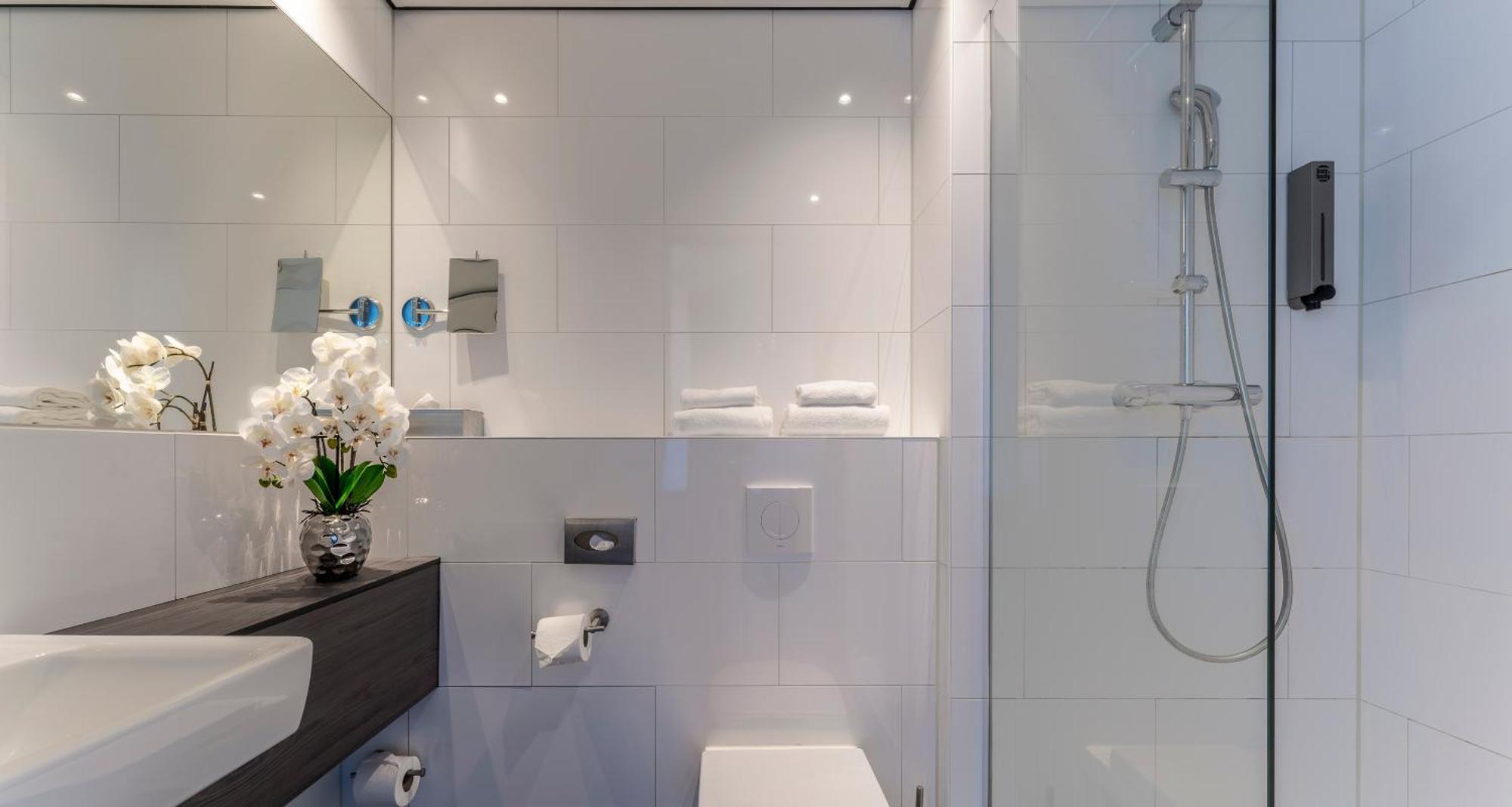 Comfort Twin Room Kitchenette