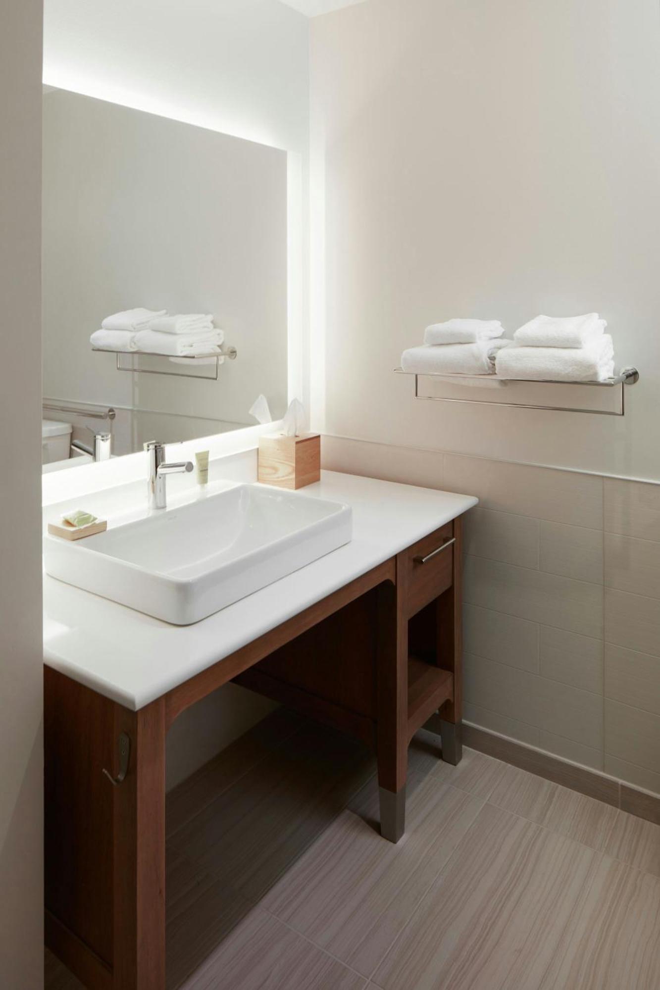 Standard King Room
