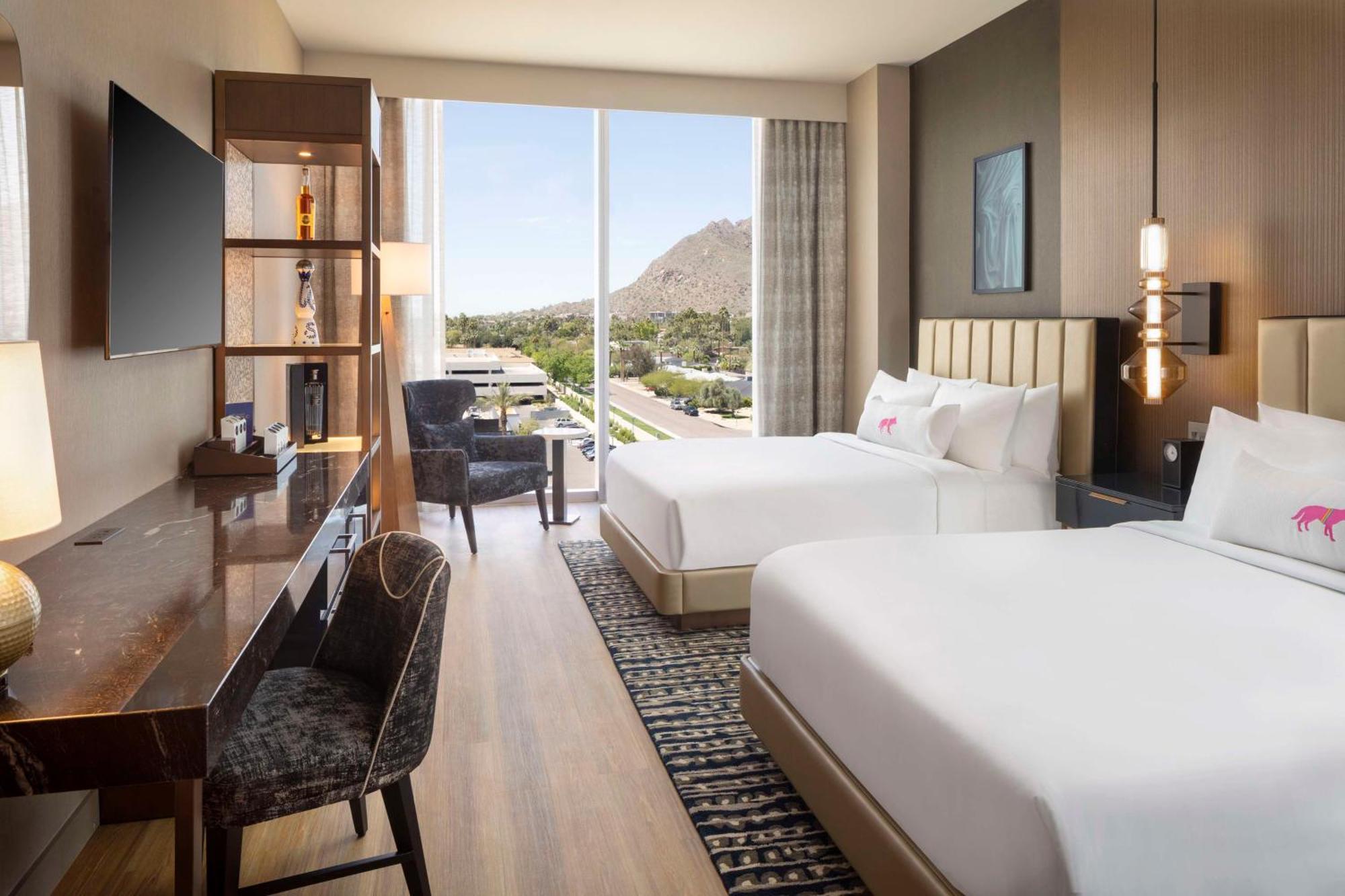 Queen Room with Two Queen Beds and Mountain View