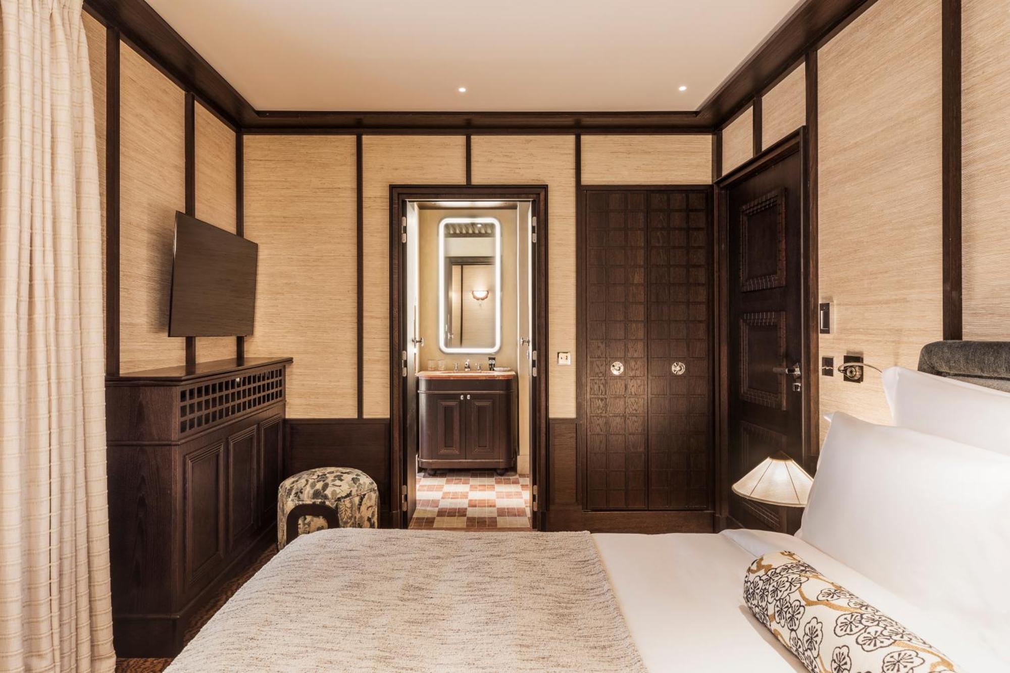 Classic Room