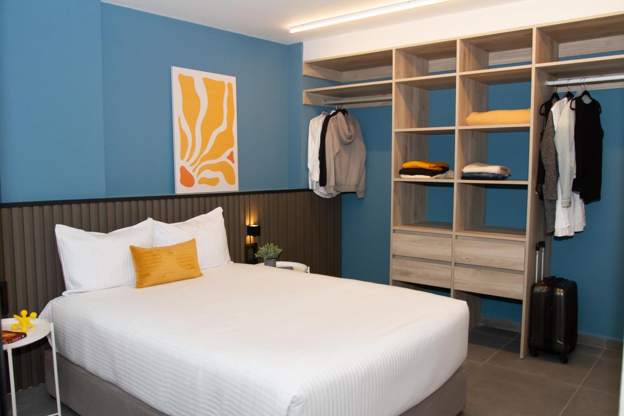 Apartamento con balcón