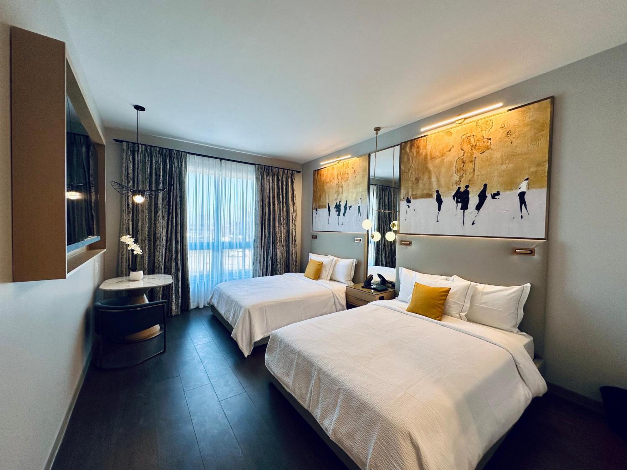 Queen Room