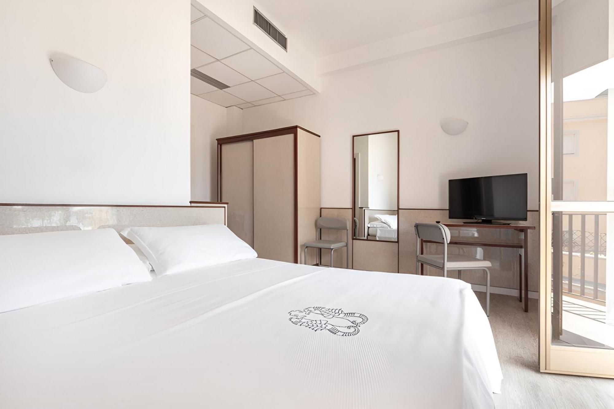 Double Room,1639551064:JPEG