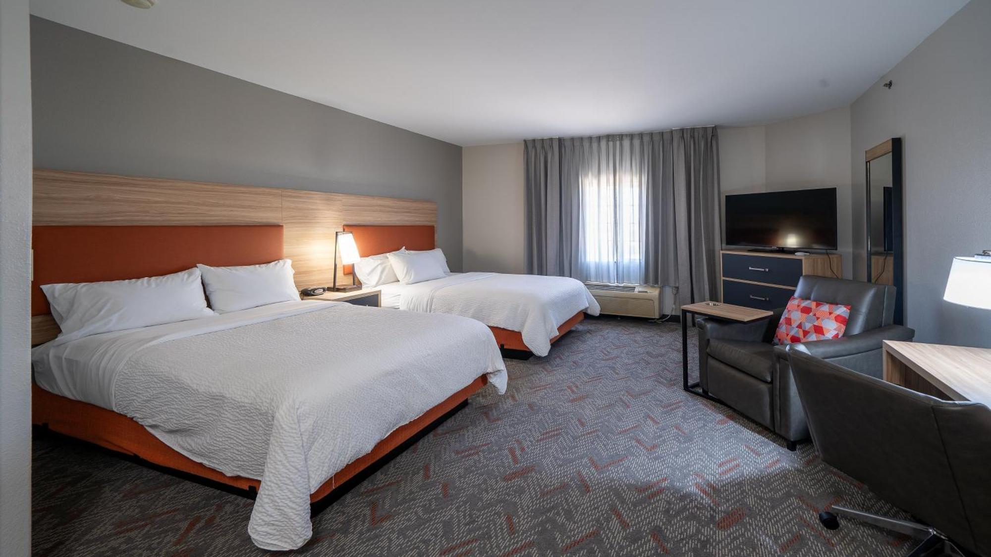 Studio Suite with Two Double Beds