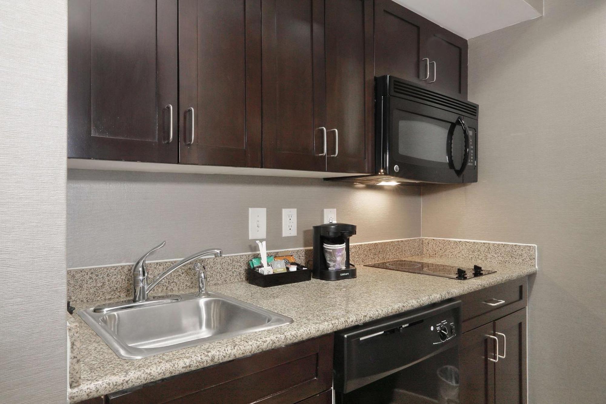 One-Bedroom King Suite Non-Smoking
