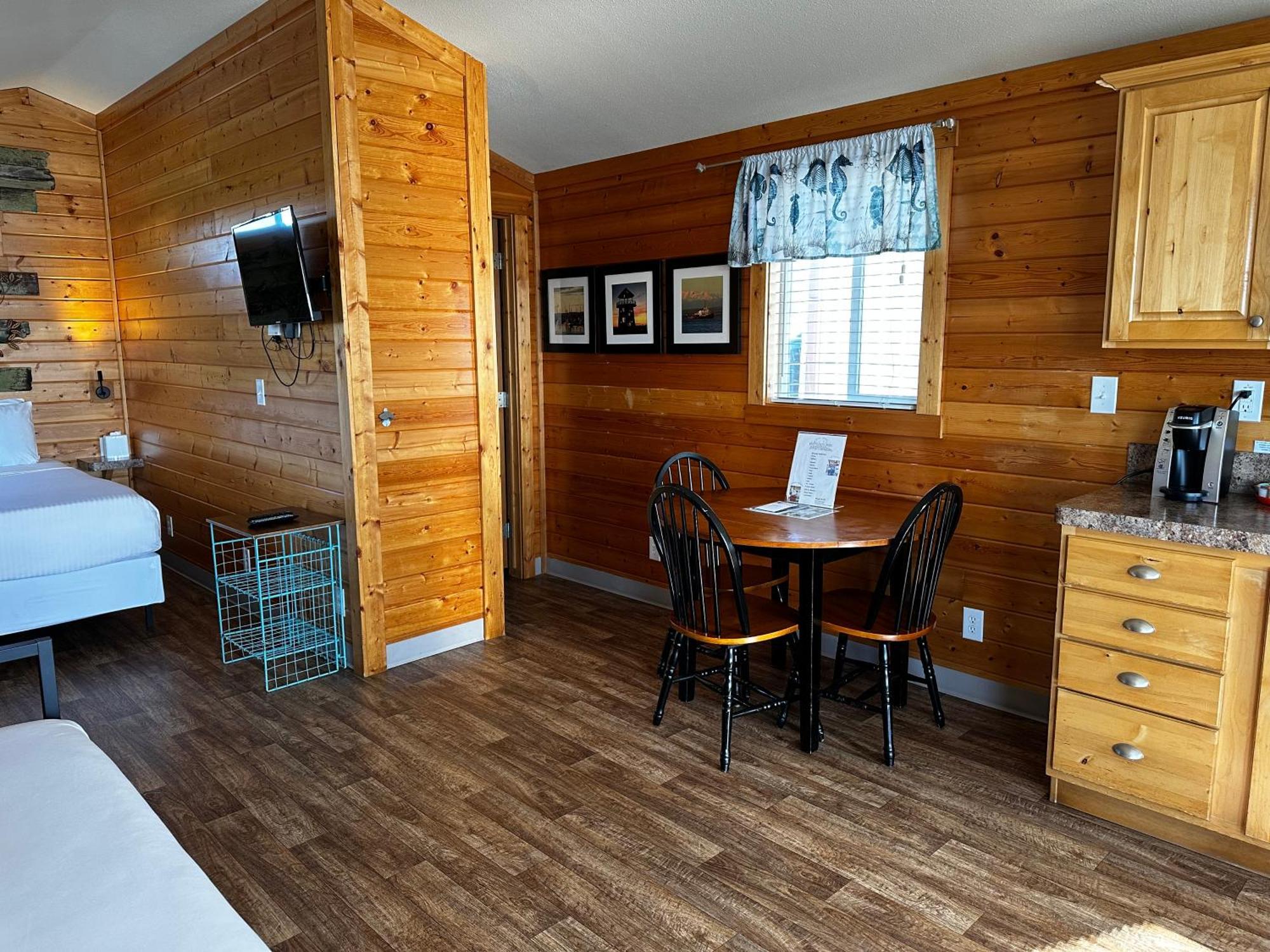 Cottage Spa Bath