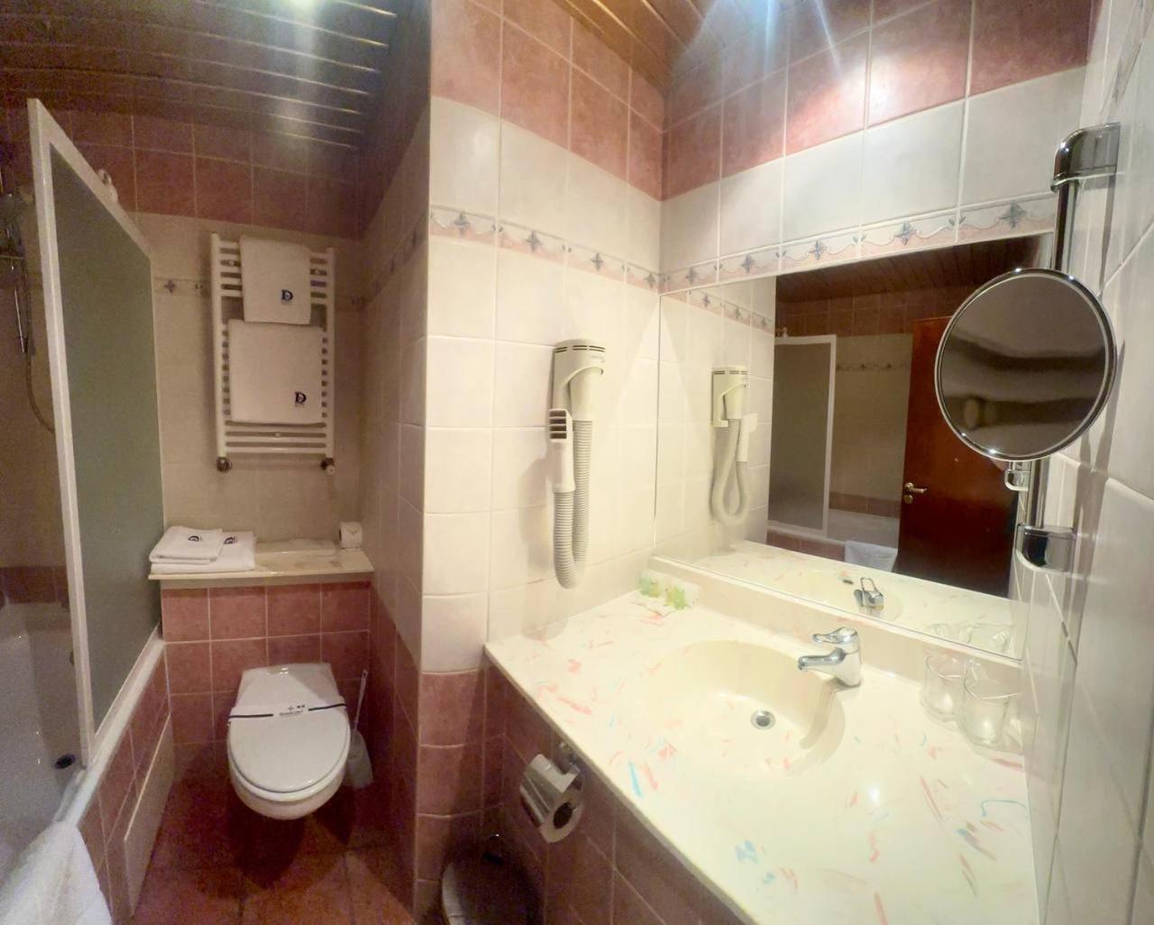 Economy Twin Room