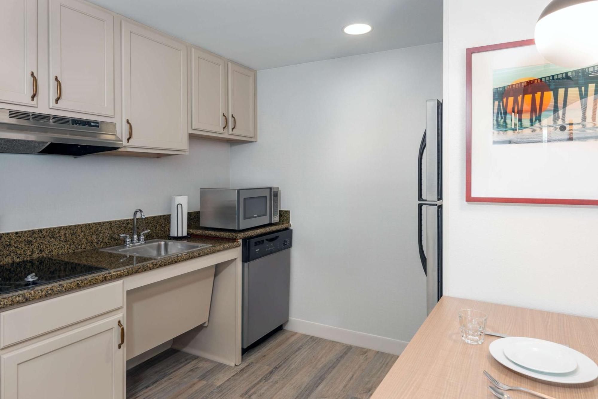 King Suite Mobility Access or Non-Smoking