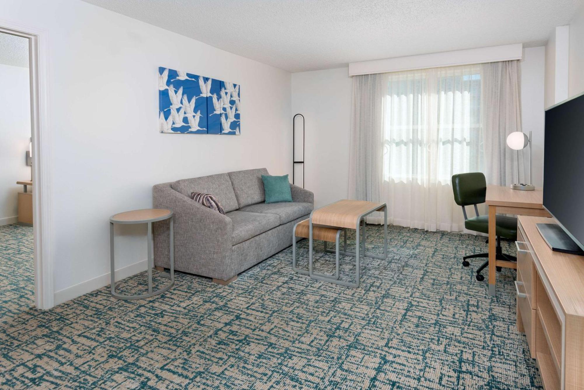King Suite Mobility Access or Non-Smoking