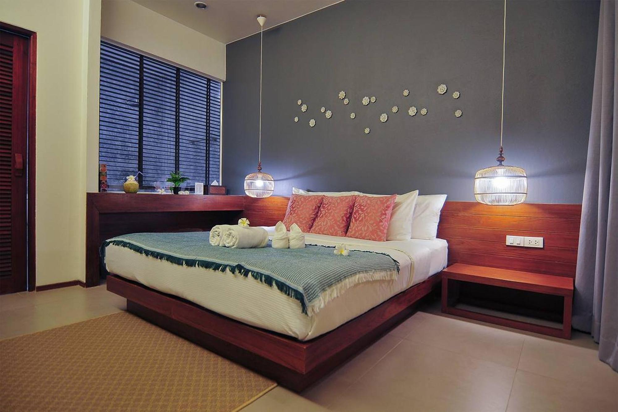 Standard King Room