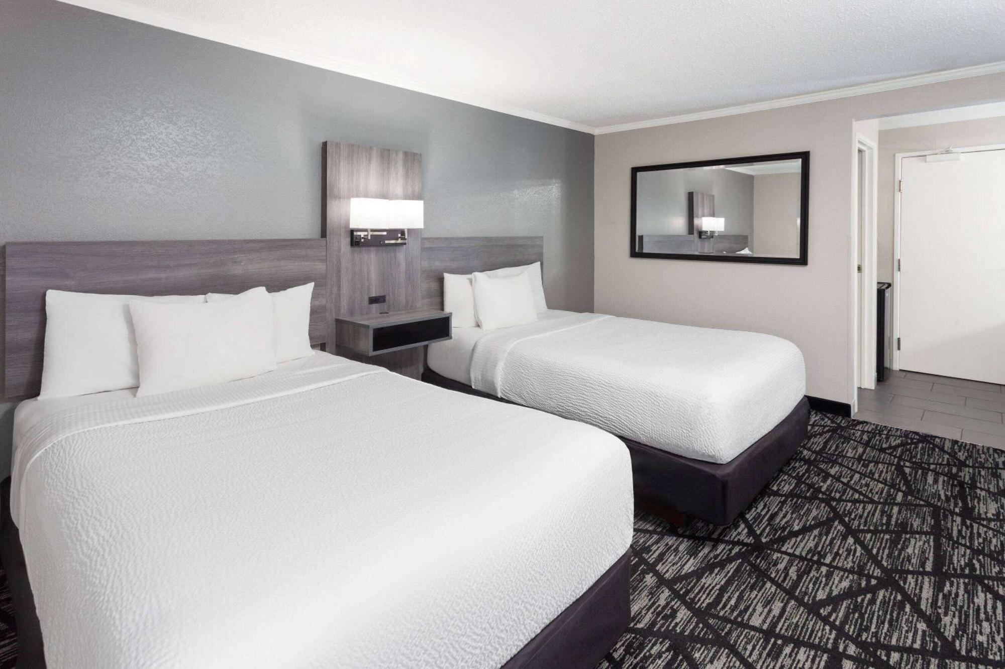 Deluxe Double Room Two Double Beds
