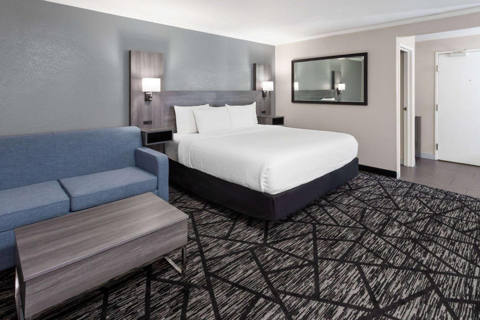 Executive King Room