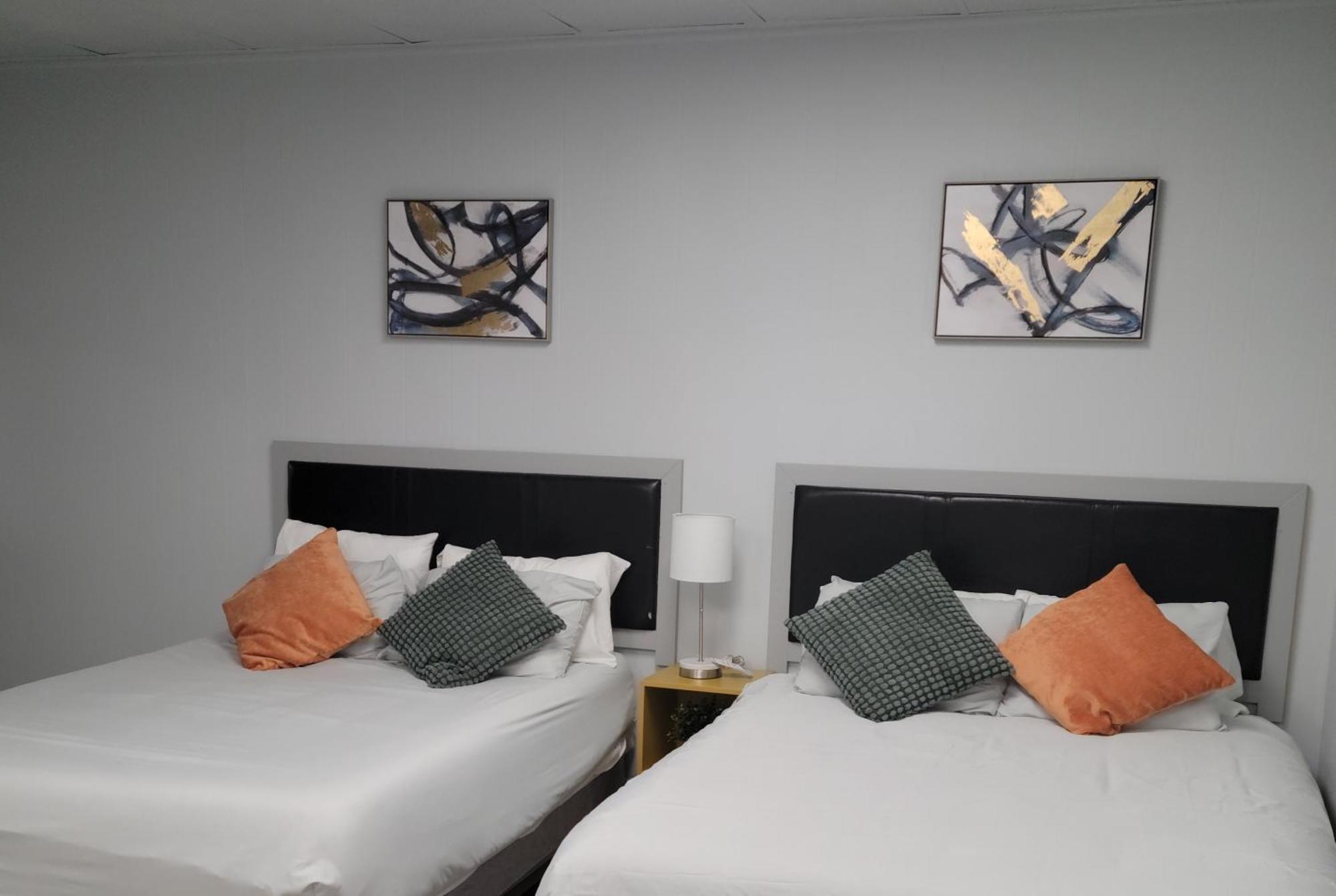Queen Room Two Queen Beds