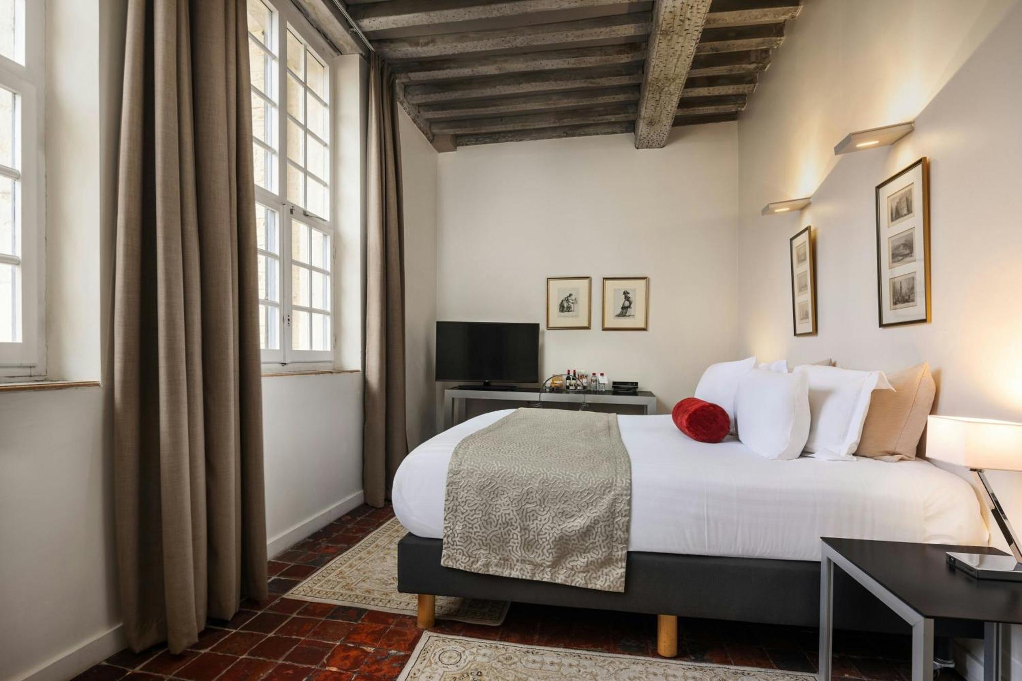 Chambre Exécutive Lit Queen-Size