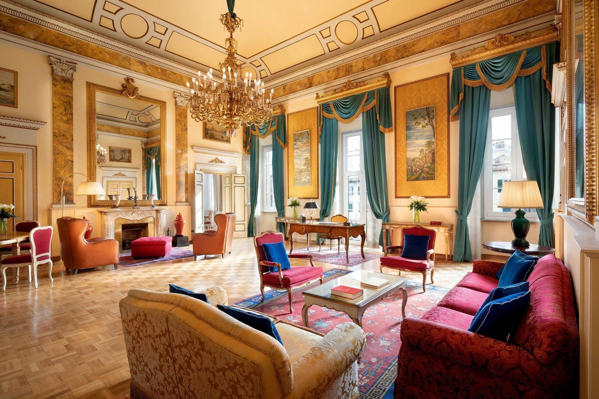 Royal Suite Suite 1 King Balcony