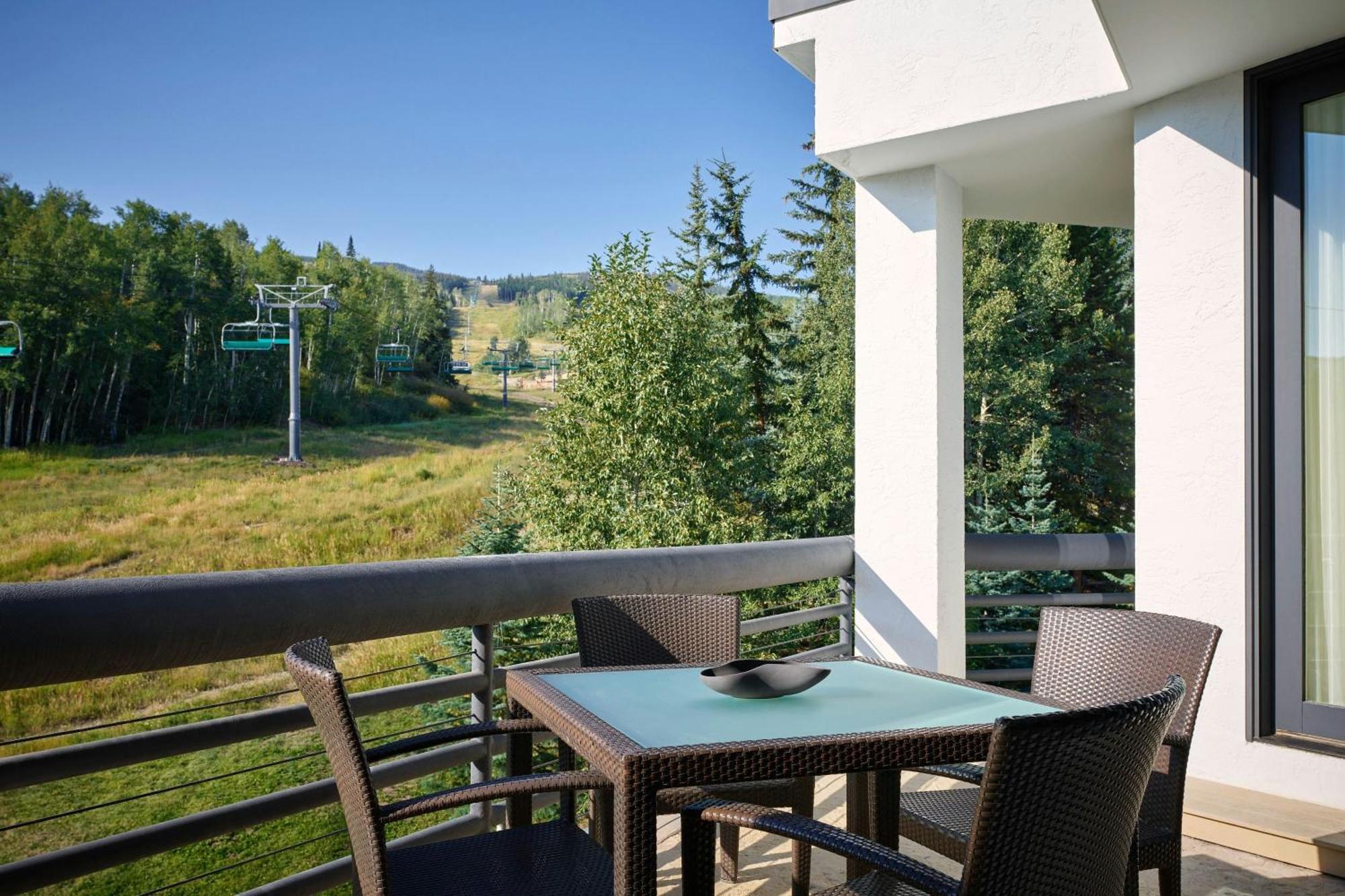 Two-Bedroom Snowmass Penthouse Suite Mountain View,1643146097:JPEG