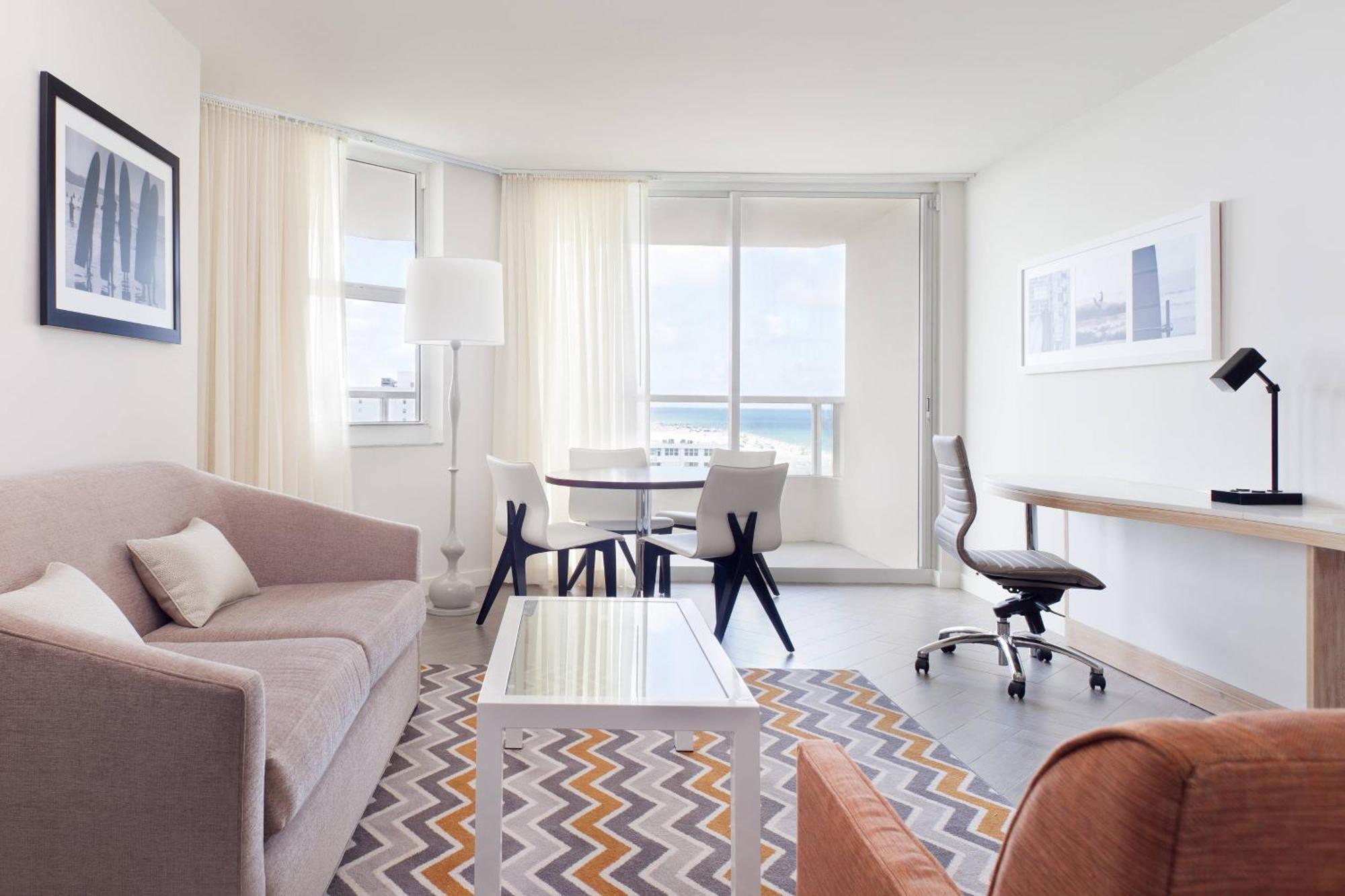 One-Bedroom King Suite Ocean View,1643153787:JPEG
